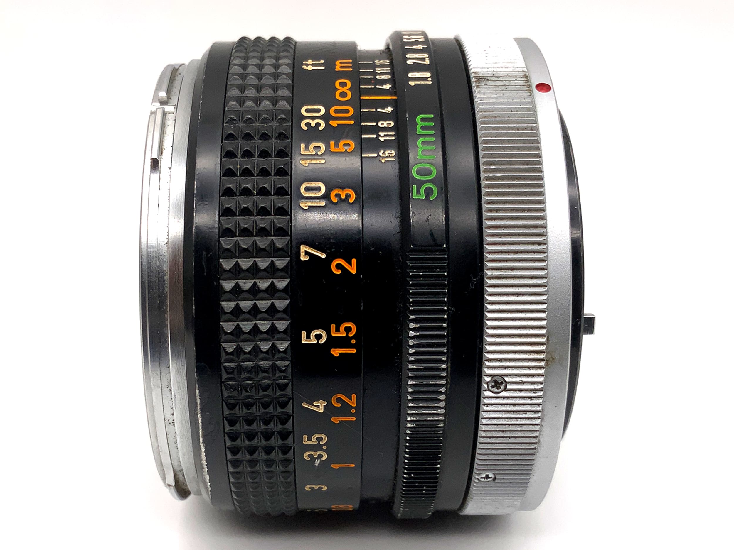 Objectif Canon 50 mm 1:1.8 FD avec monture macro (Canon FD)