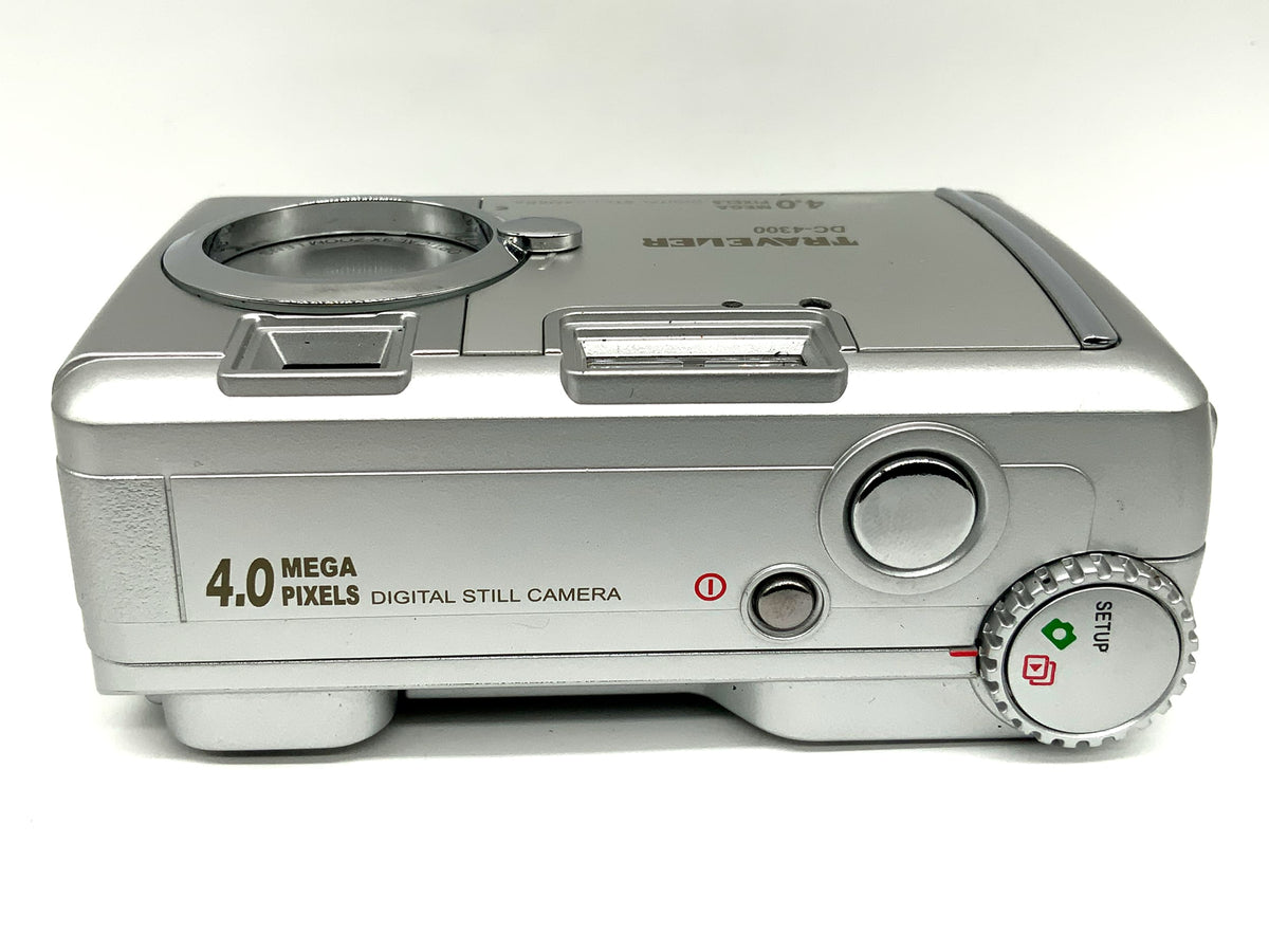 Traveler DC-4300 Digitale Kompaktkamera mit 33 bis 99 mm Bleibt aus