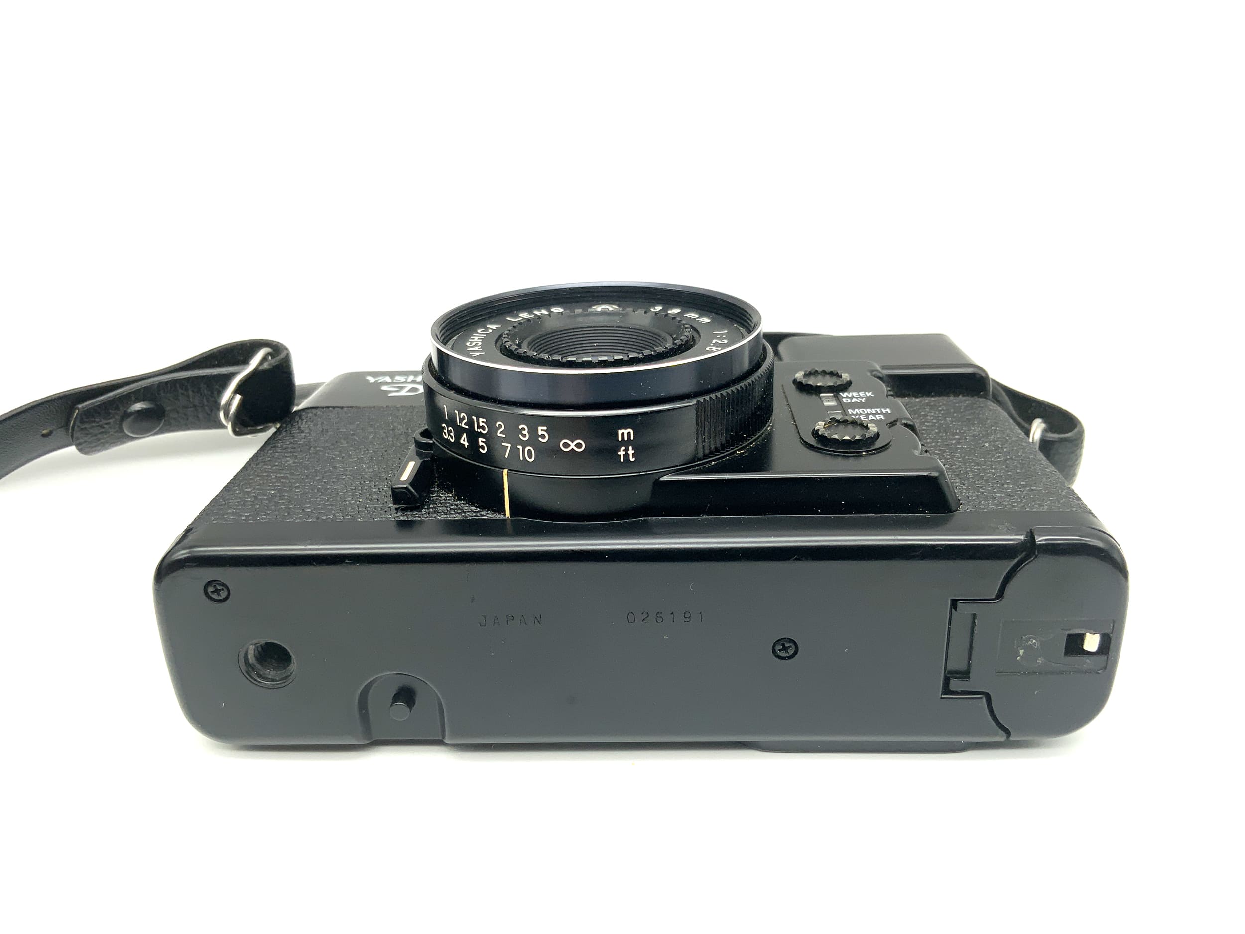 Appareil photo analogique Yashica Diary avec viseur et objectif Yashica 1:2.8/38 mm