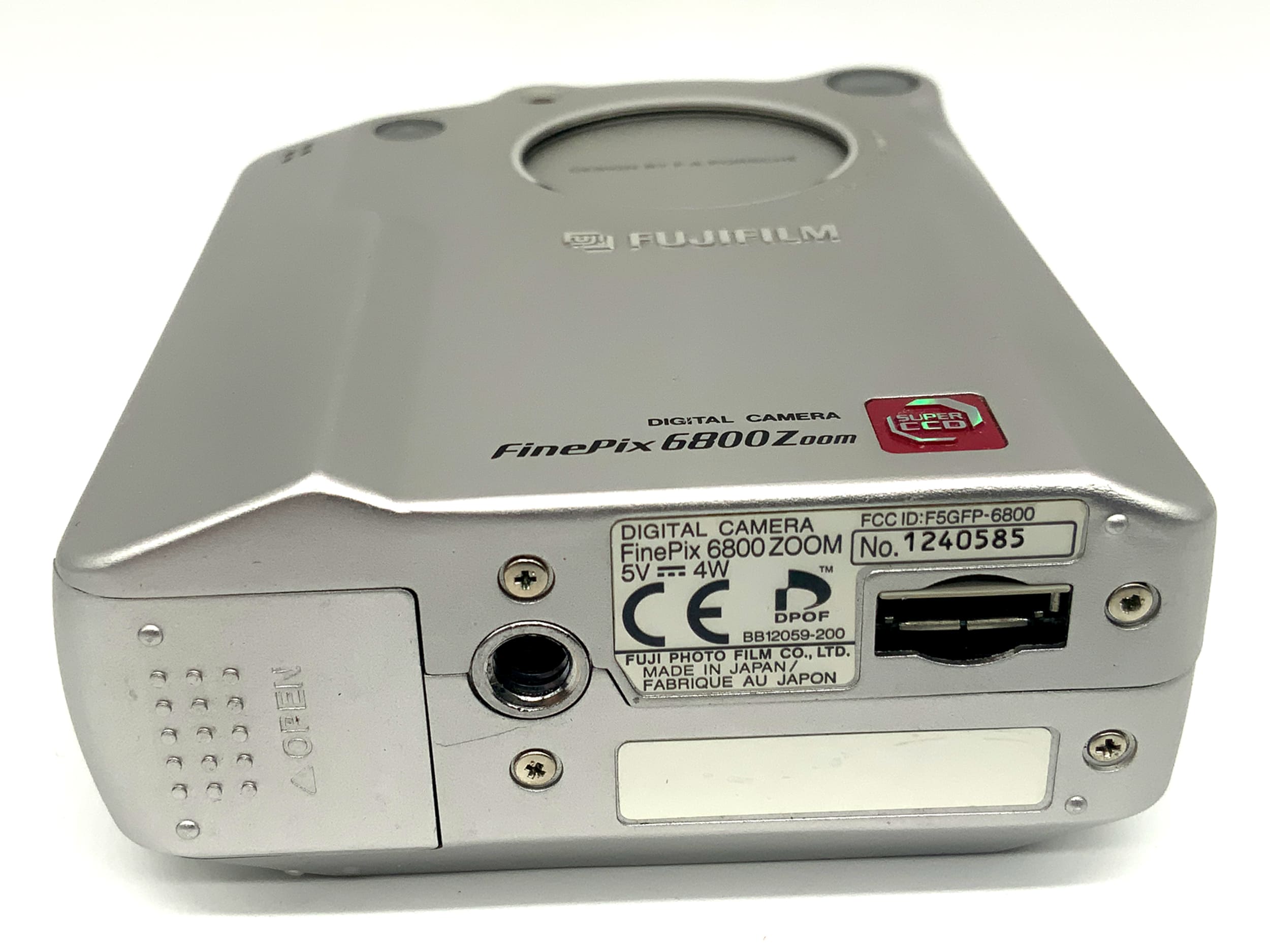 Fujifilm FinePix 6800 Digitale Kompaktkamera mit 8.3-24.9