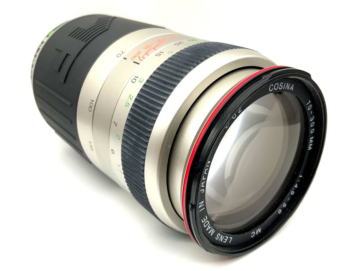 Cosina 70-300mm 1:4.5-5.6 lens MC zoom lens (Nikon AF)