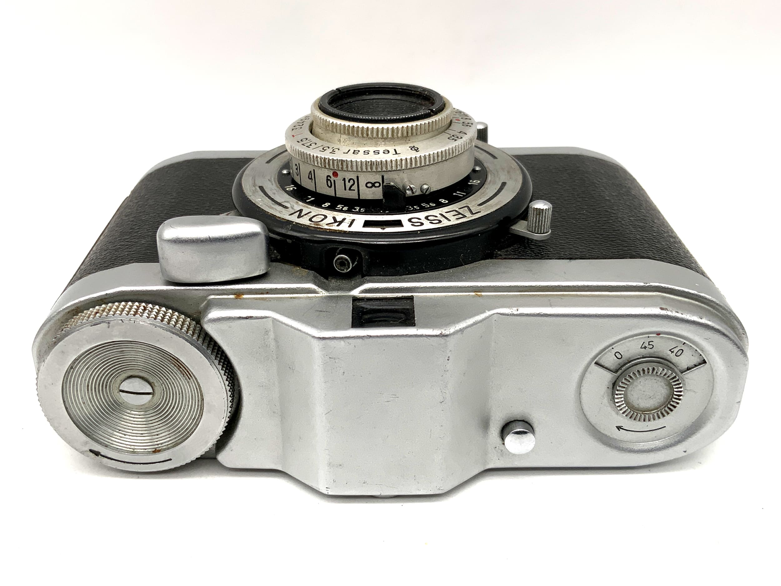 Zeiss Ikon Tenax viewfinder camera with Tessar 3.5/37.5mm red T Tempor analogue camera
