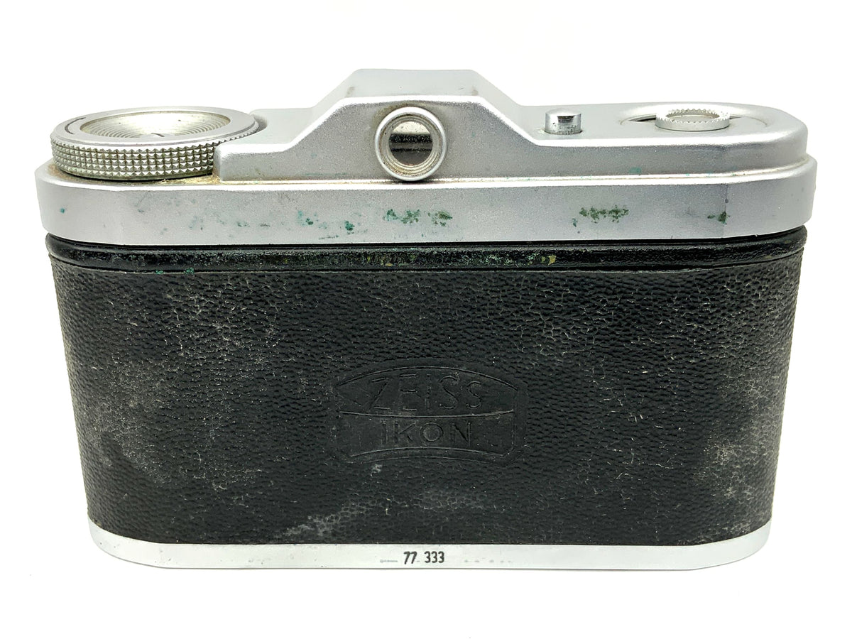 Appareil photo à visée Zeiss Ikon Tenax avec objectif analogique Novonar Anastigmat 3,5/35 mm V