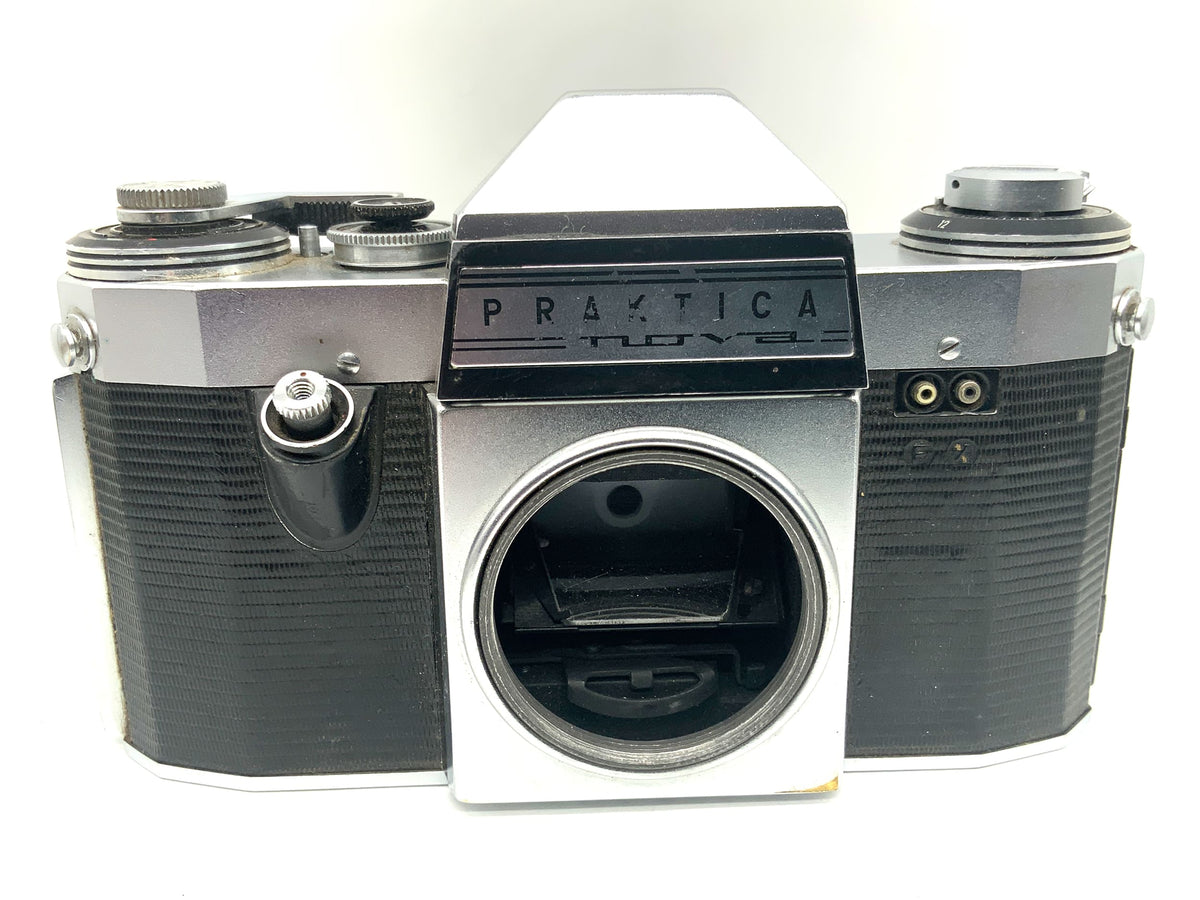 Pentacon Praktica Nova SLR 35mm Spiegelreflexkamera analog Body Gehäuse (M42)
