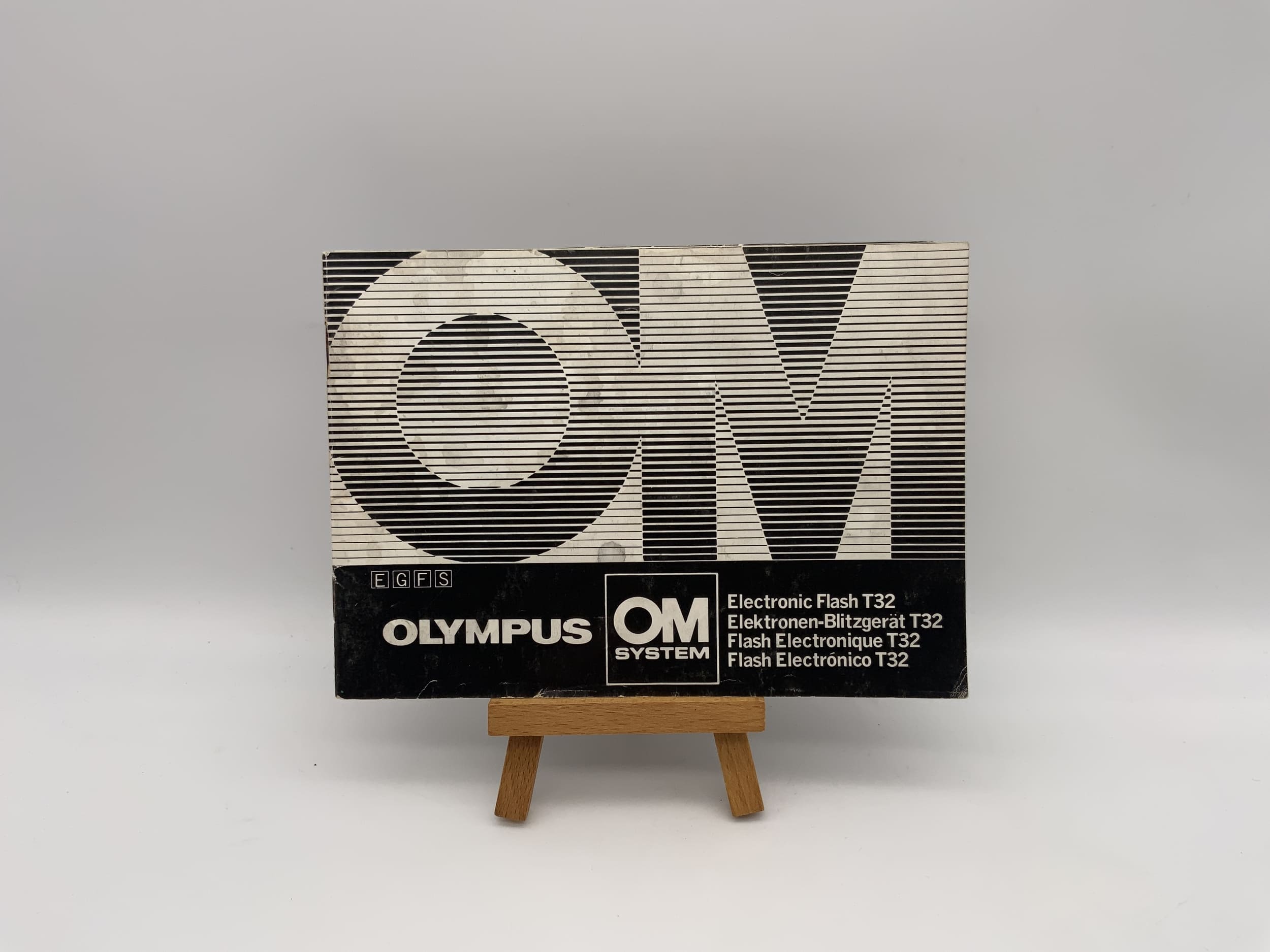 Manuel d'utilisation du système de flash électronique Olympus T32 OM (allemand)