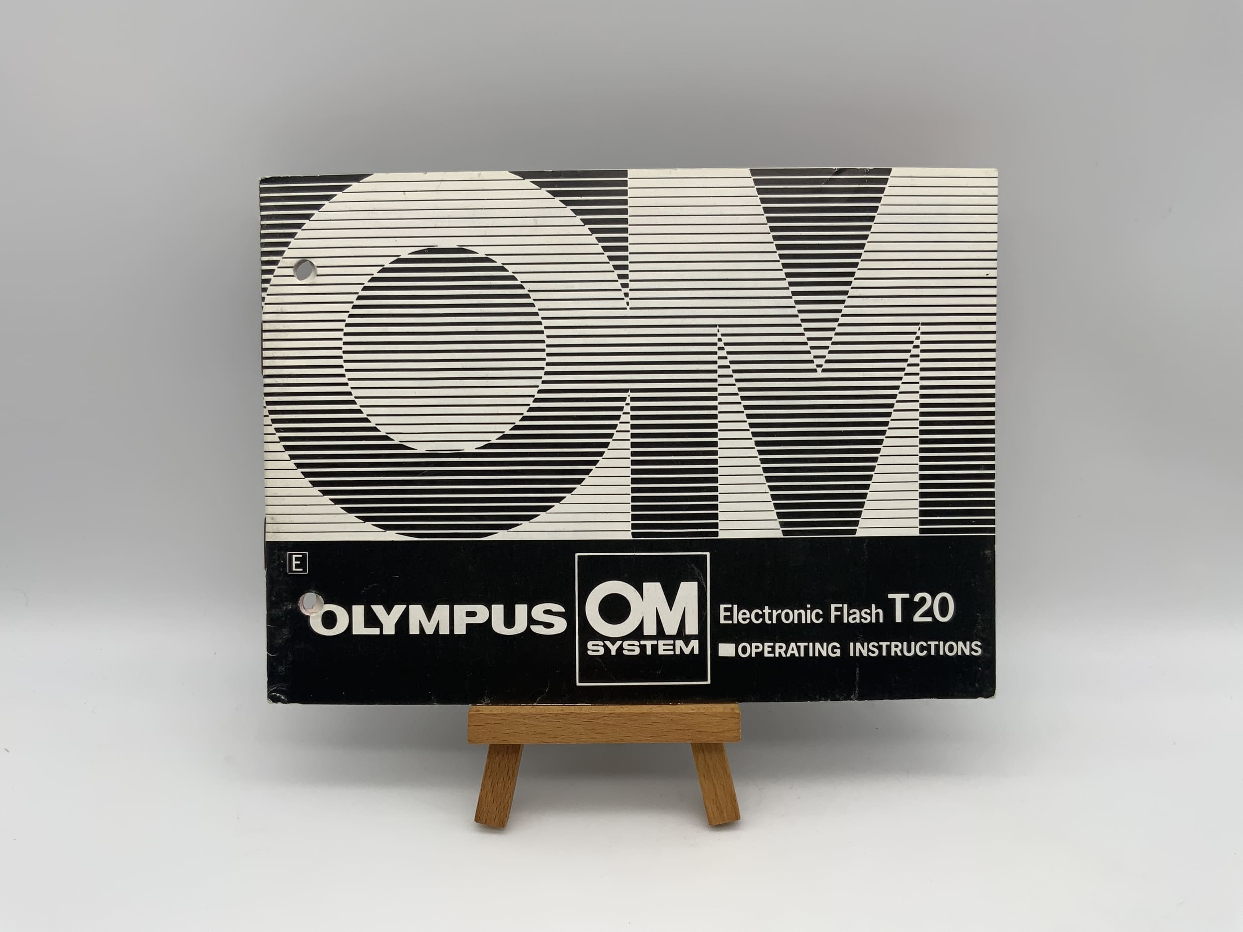 Manuel d'utilisation du système de flash électronique Olympus T20 OM (anglais)