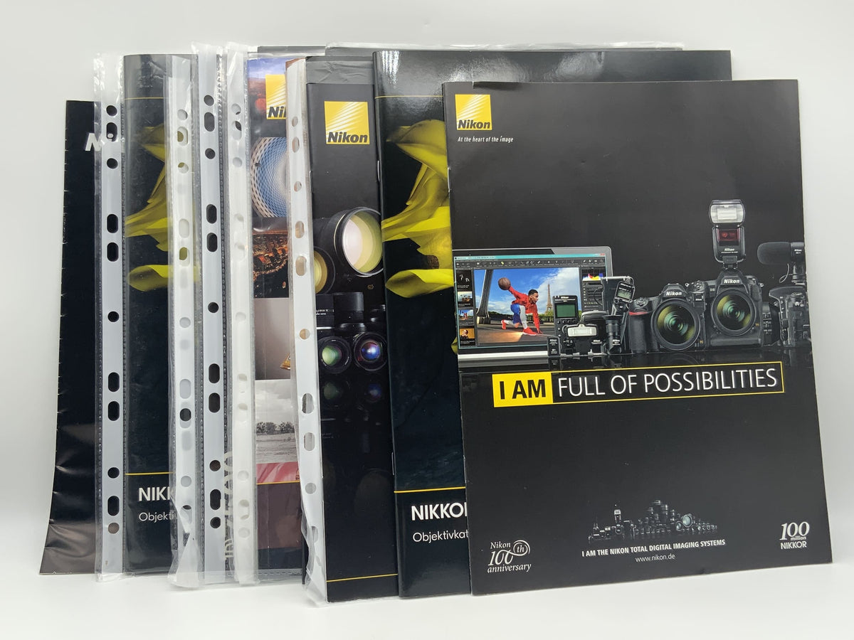 Lot Nikon / Collection de livrets et brochures Nikon, plus de 10 articles, allemand