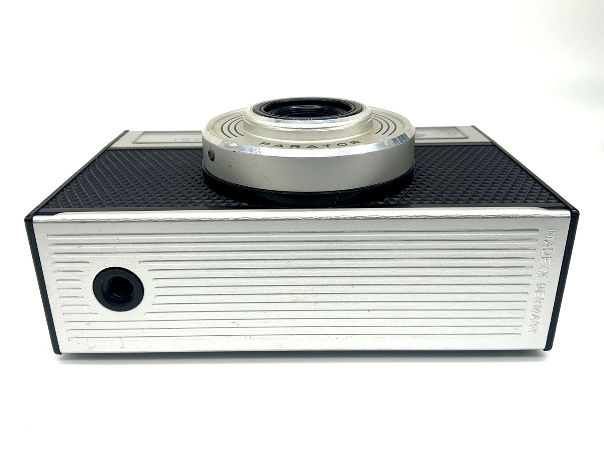 Agfa Iso Rapid I viewfinder camera with Parator compact camera analog camera