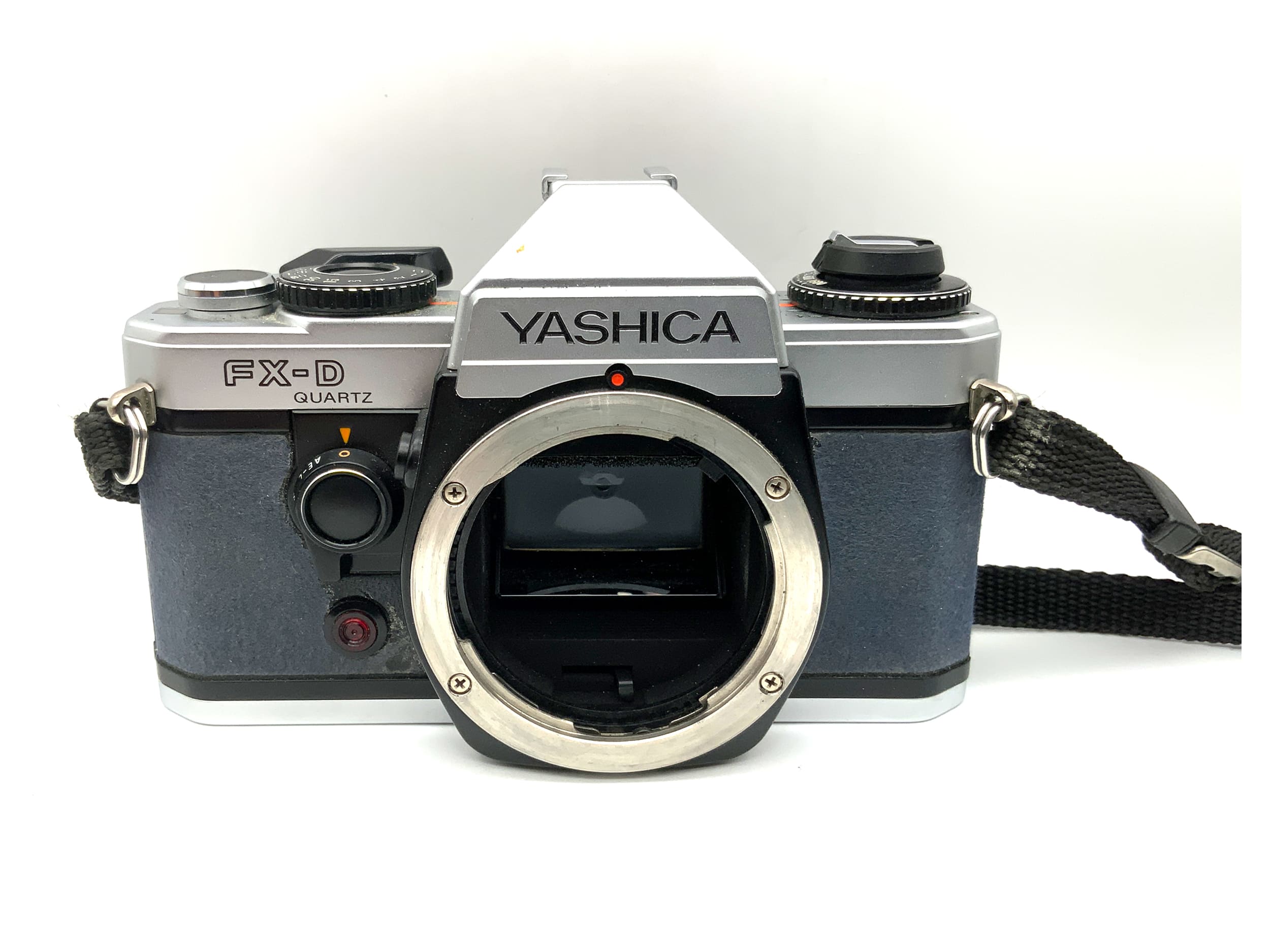 Boîtier reflex analogique Yashica FX-D Quartz 35 mm (Yashica/Contax)