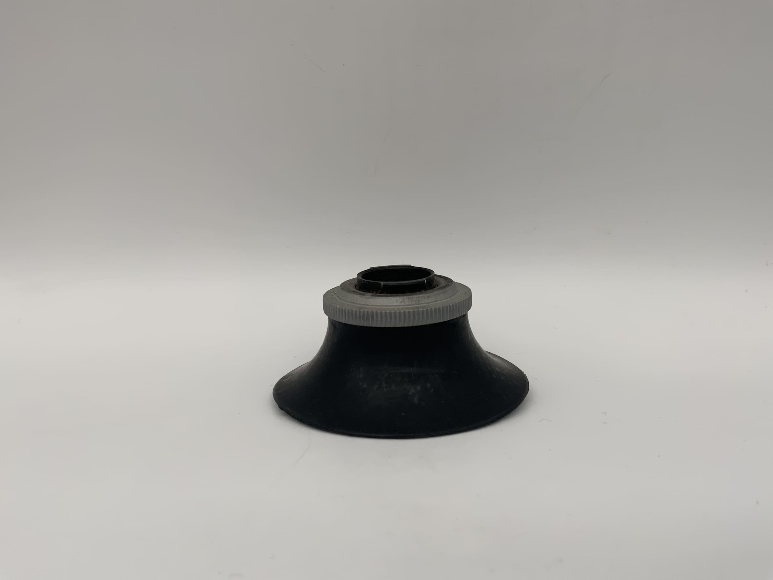 œilleton Pentacon pour Pentacon Six 6x6