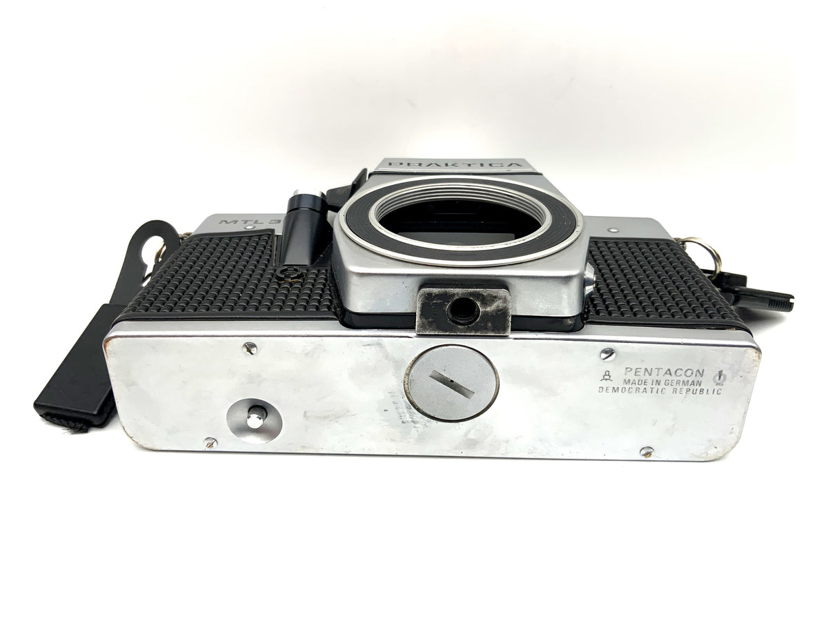 Praktica MTL 3 SLR 35mm SLR camera analog body (M42)