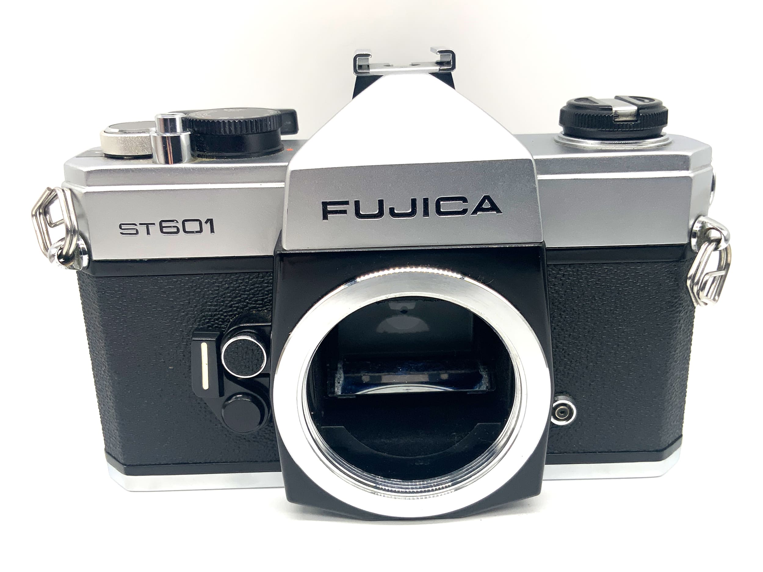 Fujica ST601 SLR 35mm Spiegelreflexkamera analog Body Gehäuse (M42)