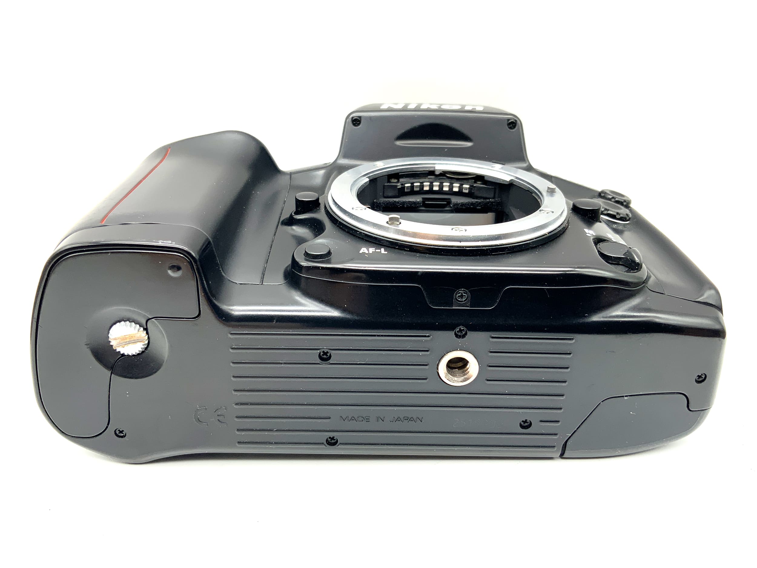 Nikon F90X SLR 35mm analog single-lens reflex camera body (Nikon AF)