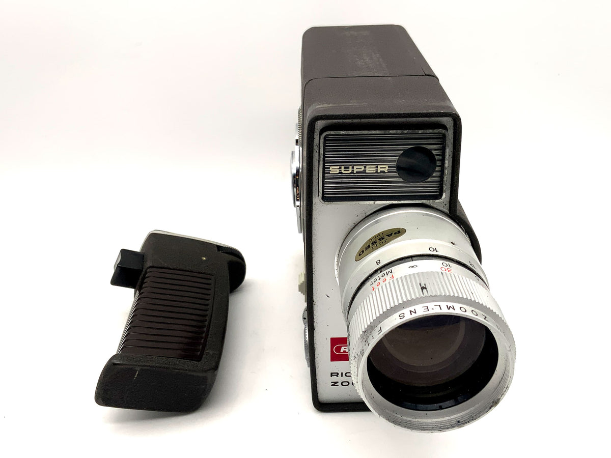 Ricoh Auto Zoomstar film camera with Rikenon 8-32mm 1:1.8 Super 8