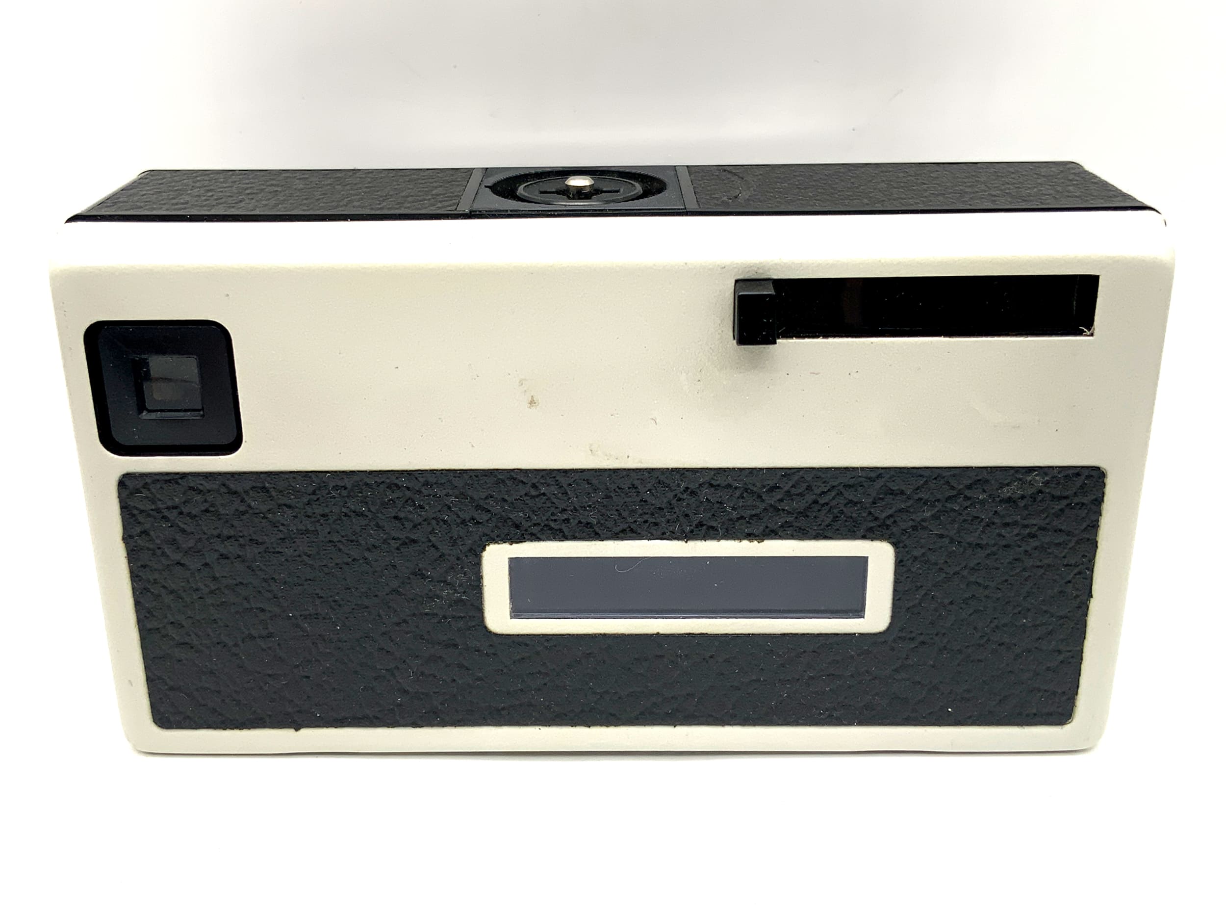 Kodak Instamatic 224 viewfinder camera with Reomar compact camera analog camera