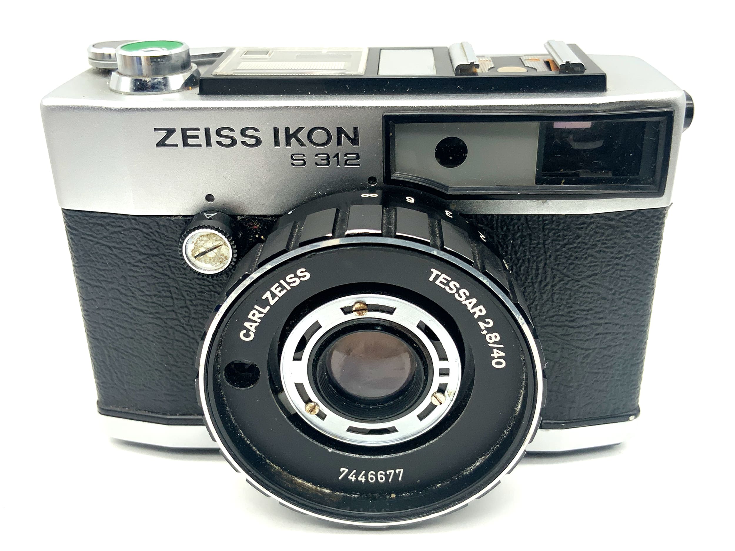 Zeiss Ikon S 312 rangefinder camera with Carl Zeiss Tessar 40mm 1:2.8 analog camera