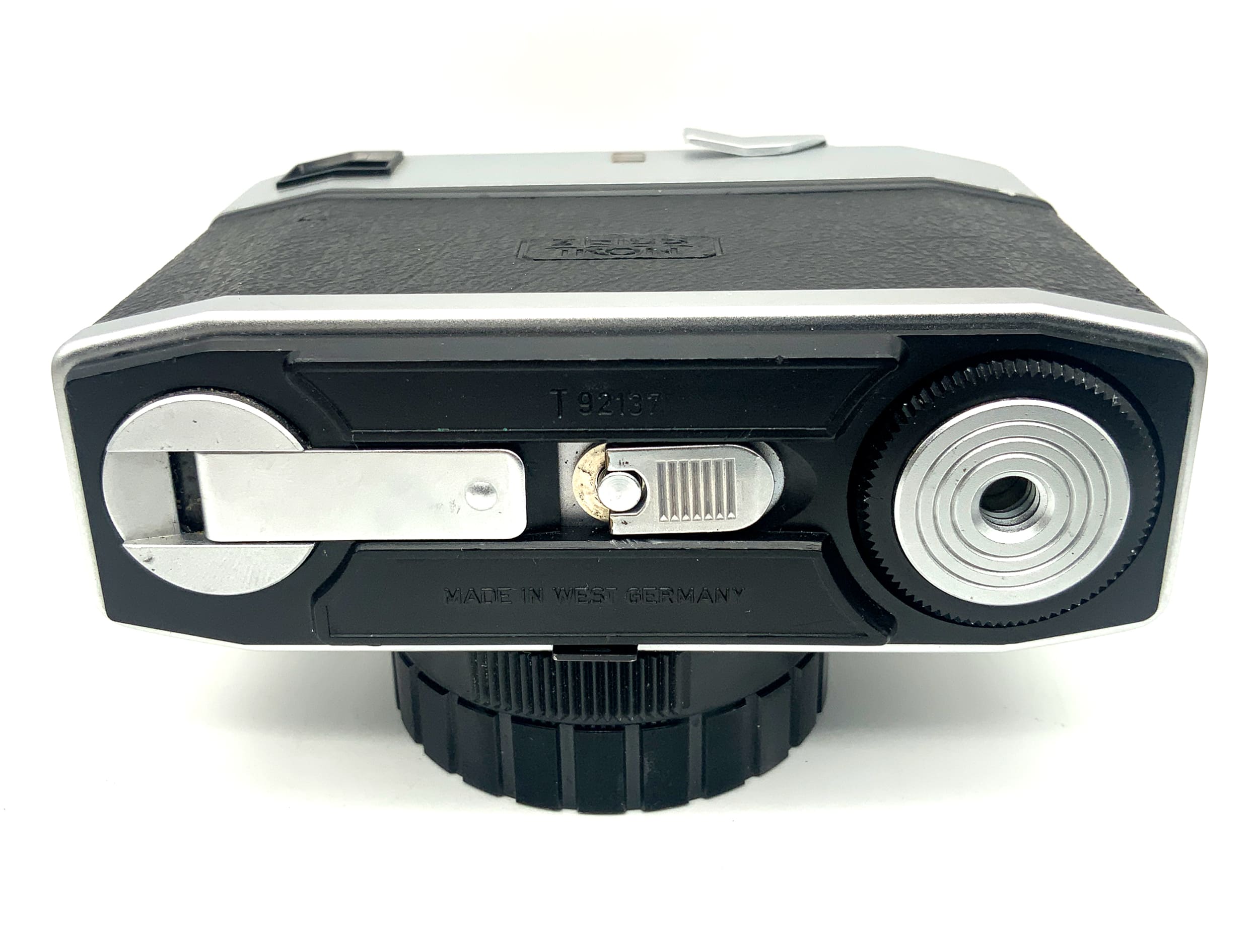 Zeiss Ikon S 312 rangefinder camera with Carl Zeiss Tessar 40mm 1:2.8 analog camera