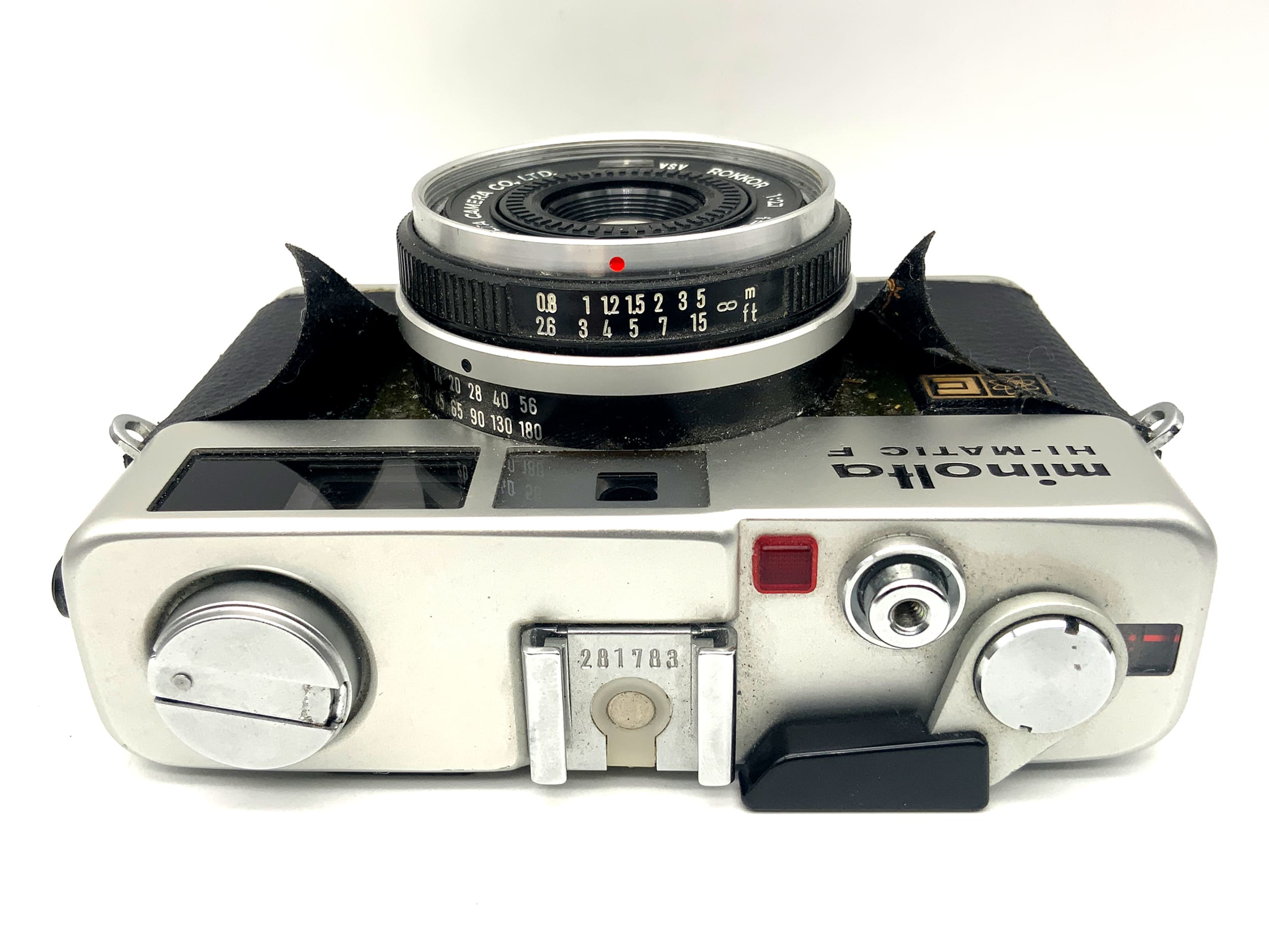 Appareil photo télémétrique Minolta HI-Matic F avec objectif analogique Rokkor 38 mm 1:2,7