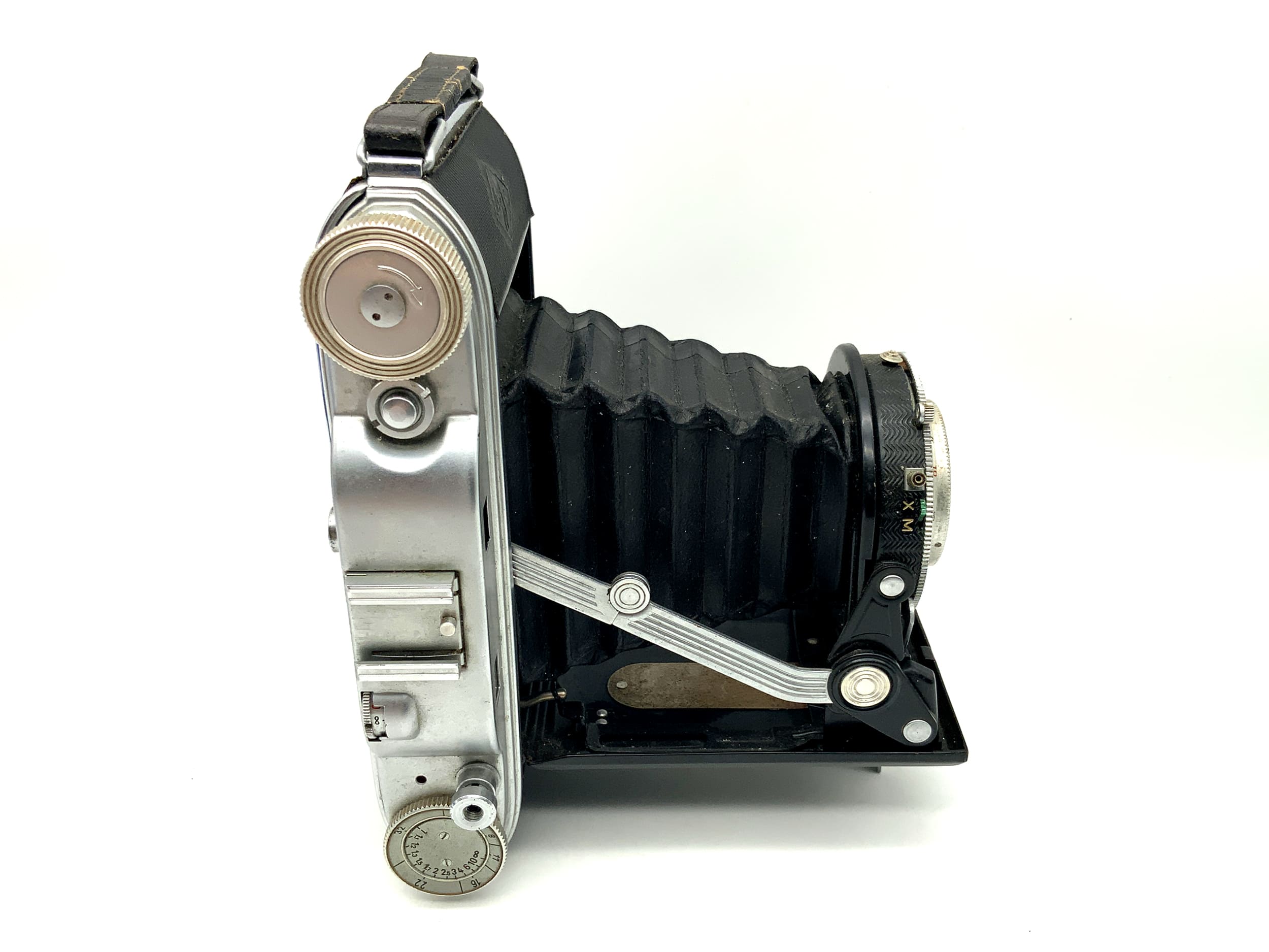 Appareil photo pliant Agfa Record III avec objectif Solinar 1:4.5 105 mm Synchro Compur analogique