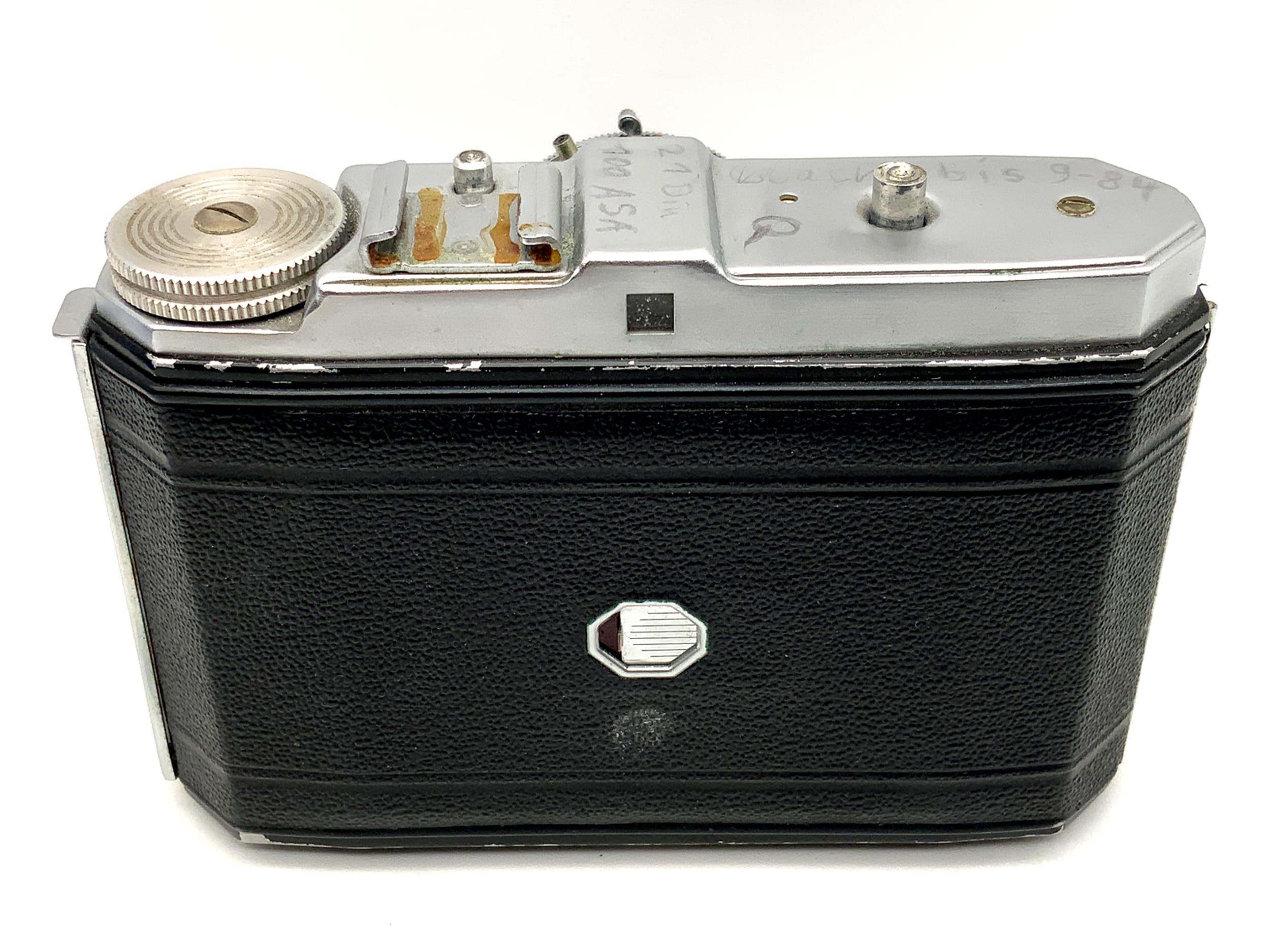 Dacora I, appareil photo pliant Enna Munich Ennagon 1:3.5 f=7.5cm rouge C 6x6 moyen format