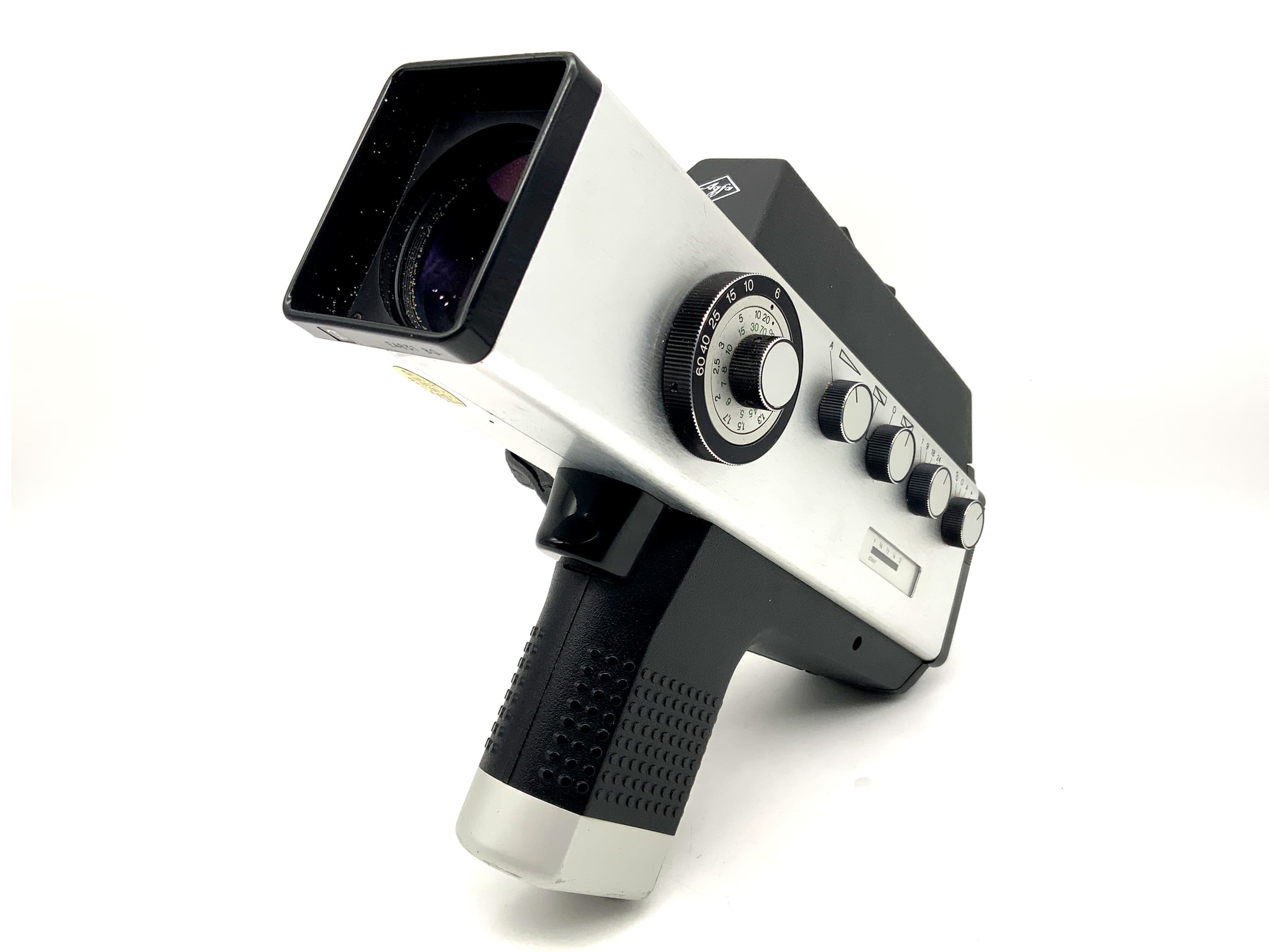 Caméra Agfa Movexoom 4000 avec objectif Variostar 1:2.5 6-60 mm Super 8