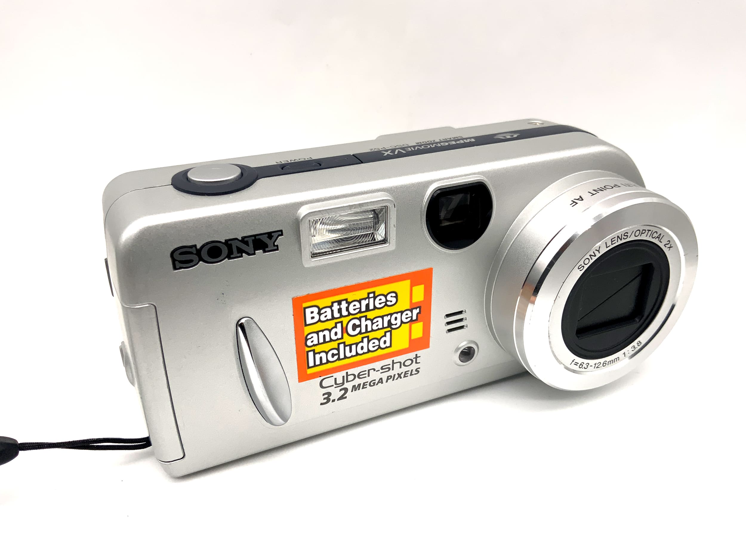Sony Cyber-Shot DSC-P52 Digital Compact Camera with 6.3-12.6 1:3.8 3.2MP