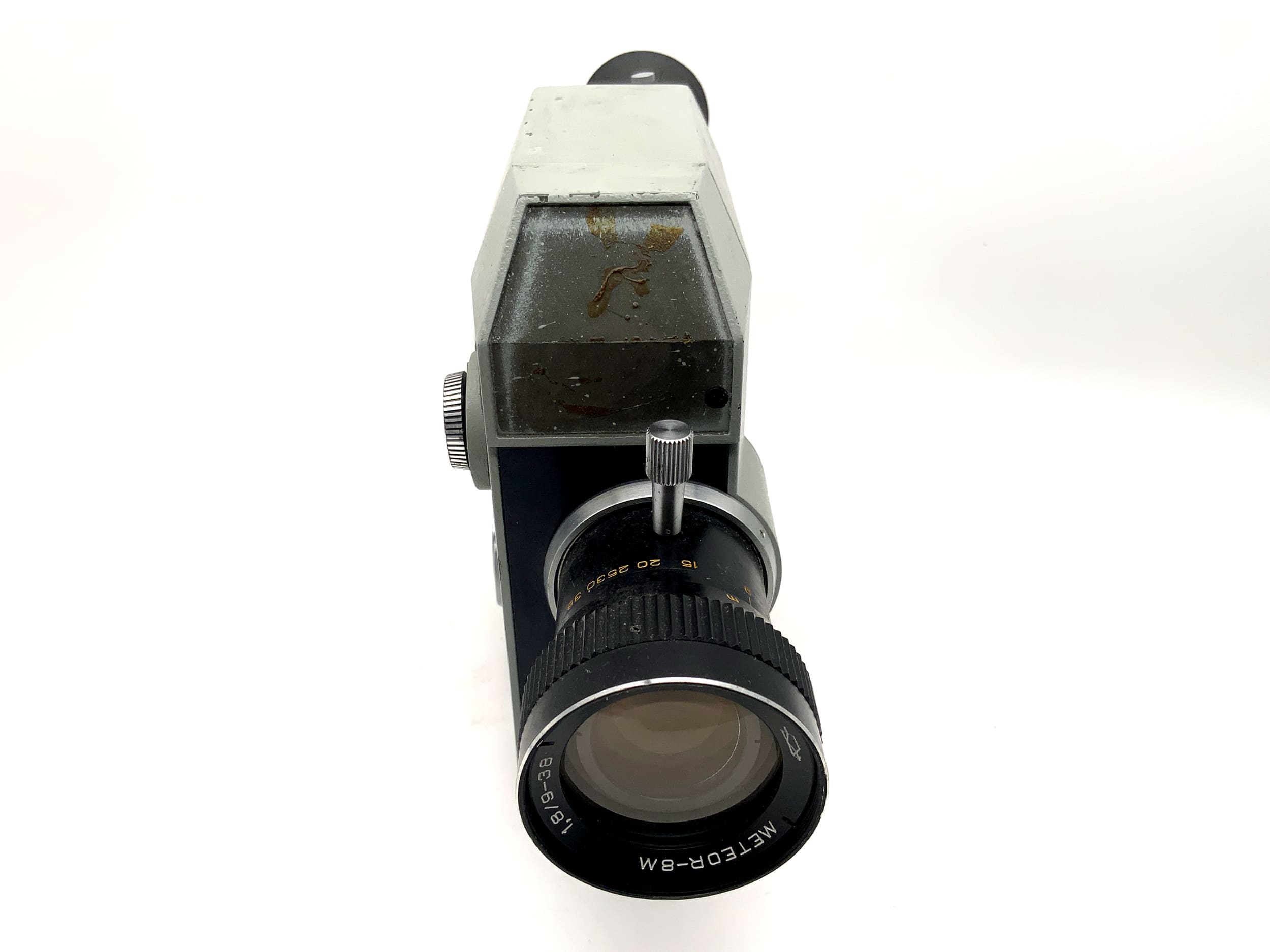 Caméra argentique Zenit Quartz DS8-3 avec objectif Meteor-8M 1.8/9-38mm Super 8