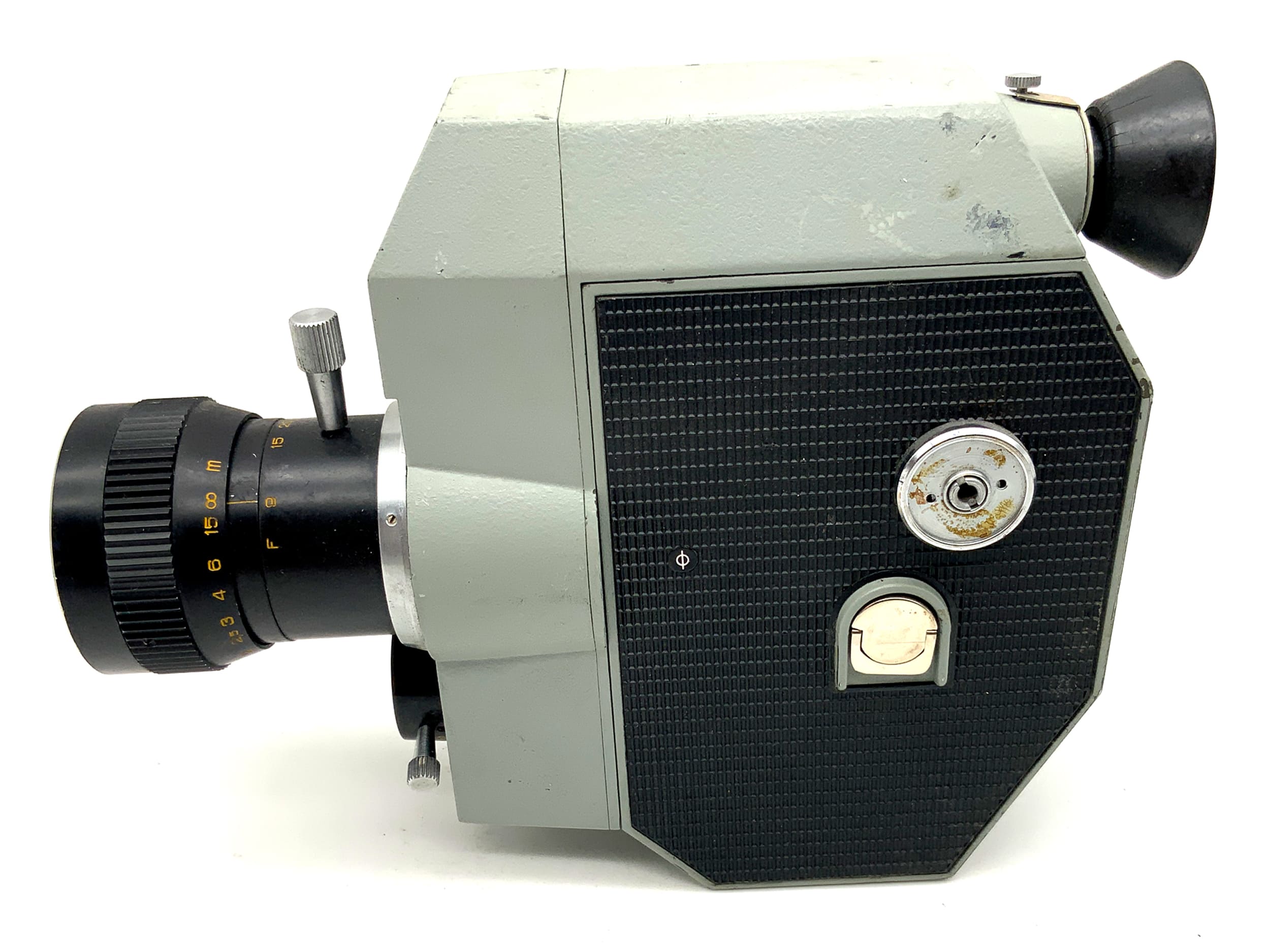 Caméra argentique Zenit Quartz DS8-3 avec objectif Meteor-8M 1.8/9-38mm Super 8