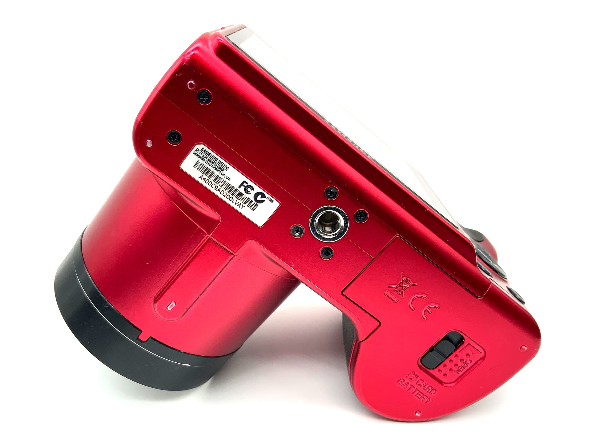 Samsung WB100 Bridge Camera with 4-104mm 1:3.1-5.9 16.2MP Digital Camera