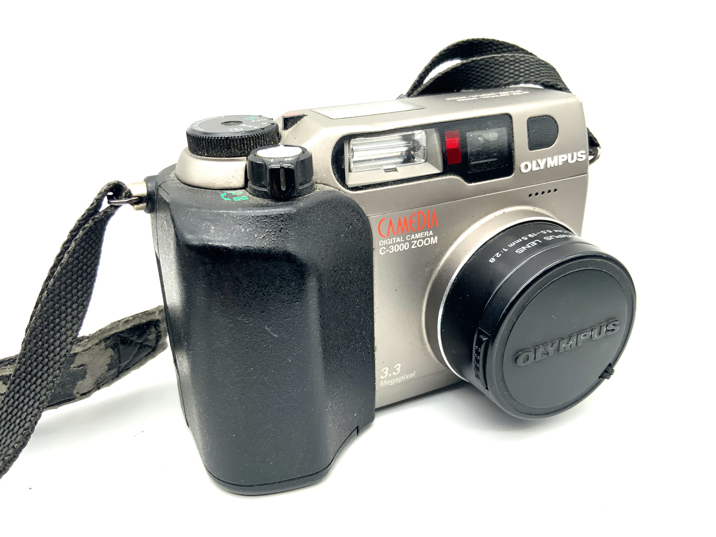 Olympus Camedia C-3000 Digital Compact Camera with 6.5-19.5mm 1:2.8 3.3MP