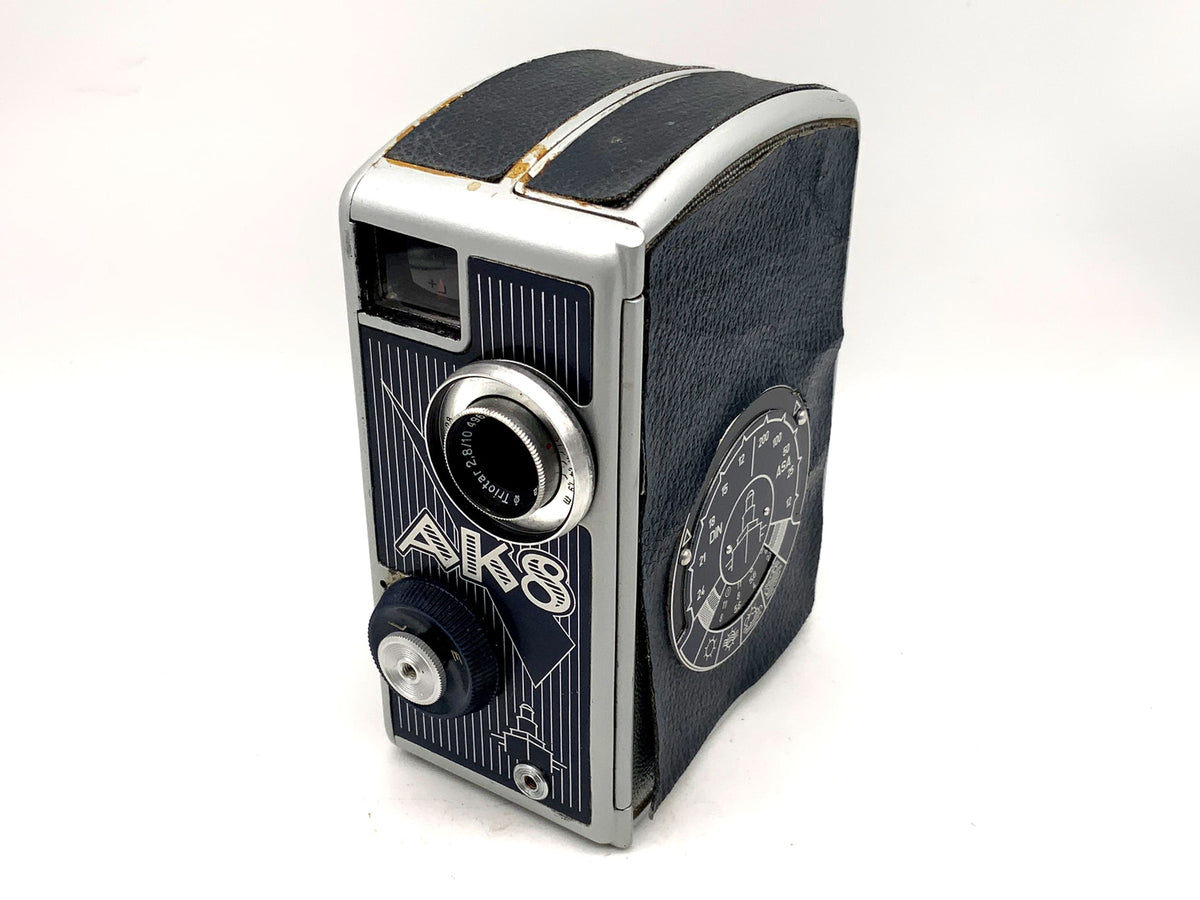 Caméra Pentacon AK 8 avec objectif Carl Zeiss Triotar 2.8/10 mm Super 8