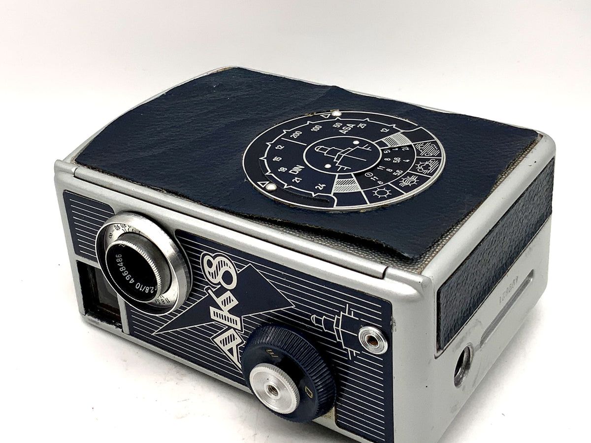 Pentacon AK 8 film camera with Carl Zeiss Triotar 2.8/10mm Super 8