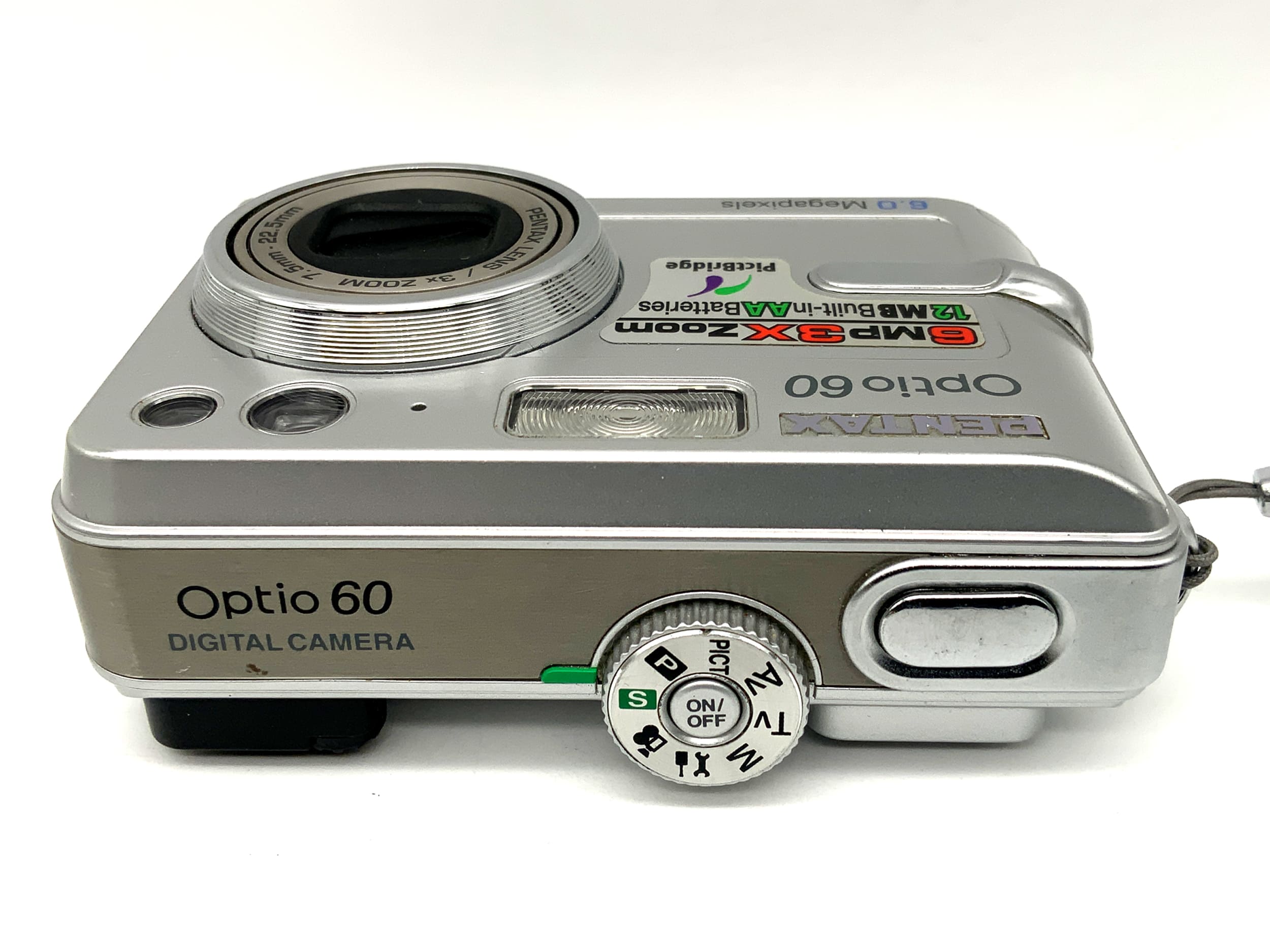 Appareil photo numérique compact Pentax Optio 60 avec objectif 7,5-22,5 mm 6 MP dans son emballage d'origine