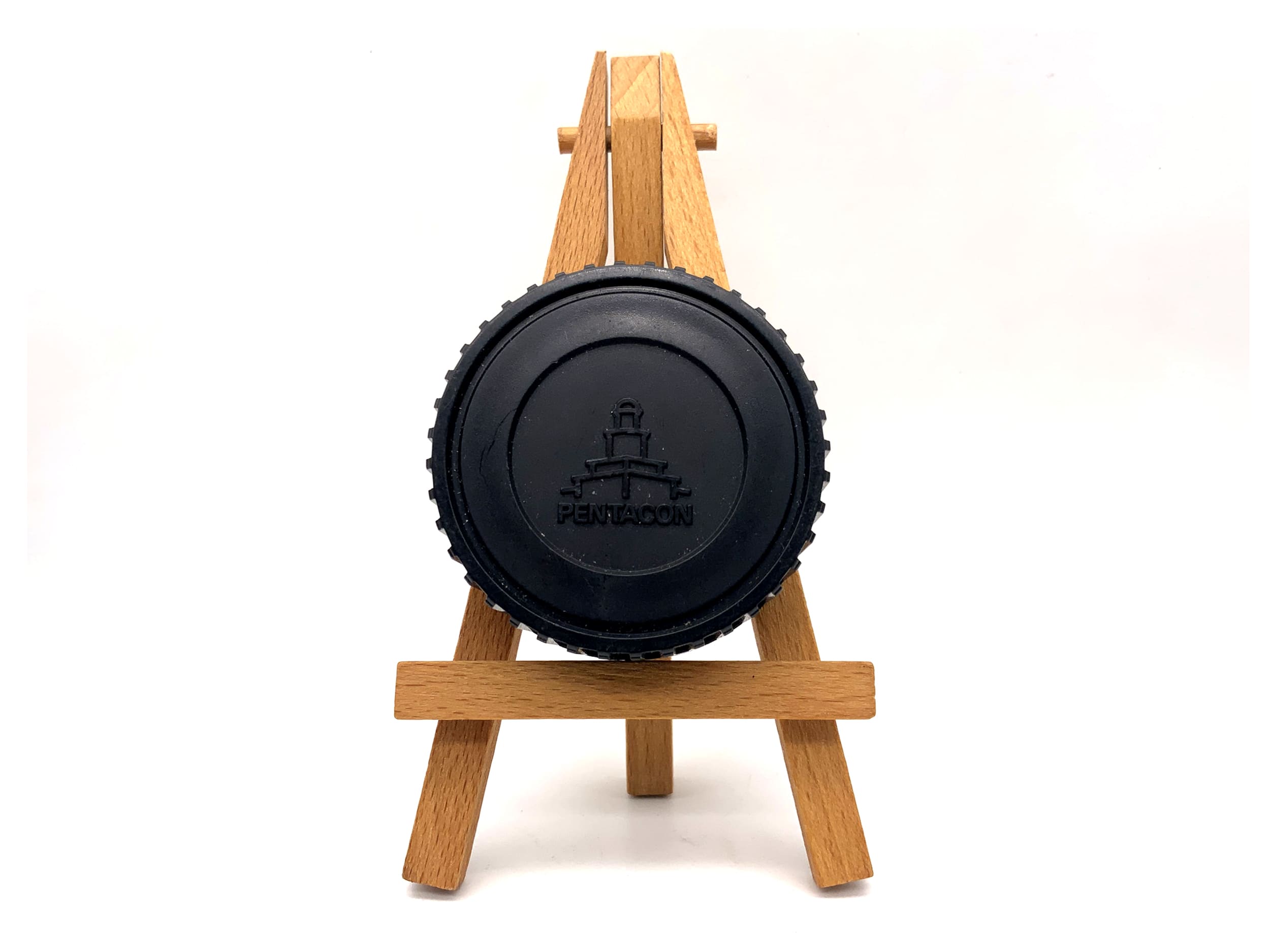 Pentacon lens rear cap (Praktica B)