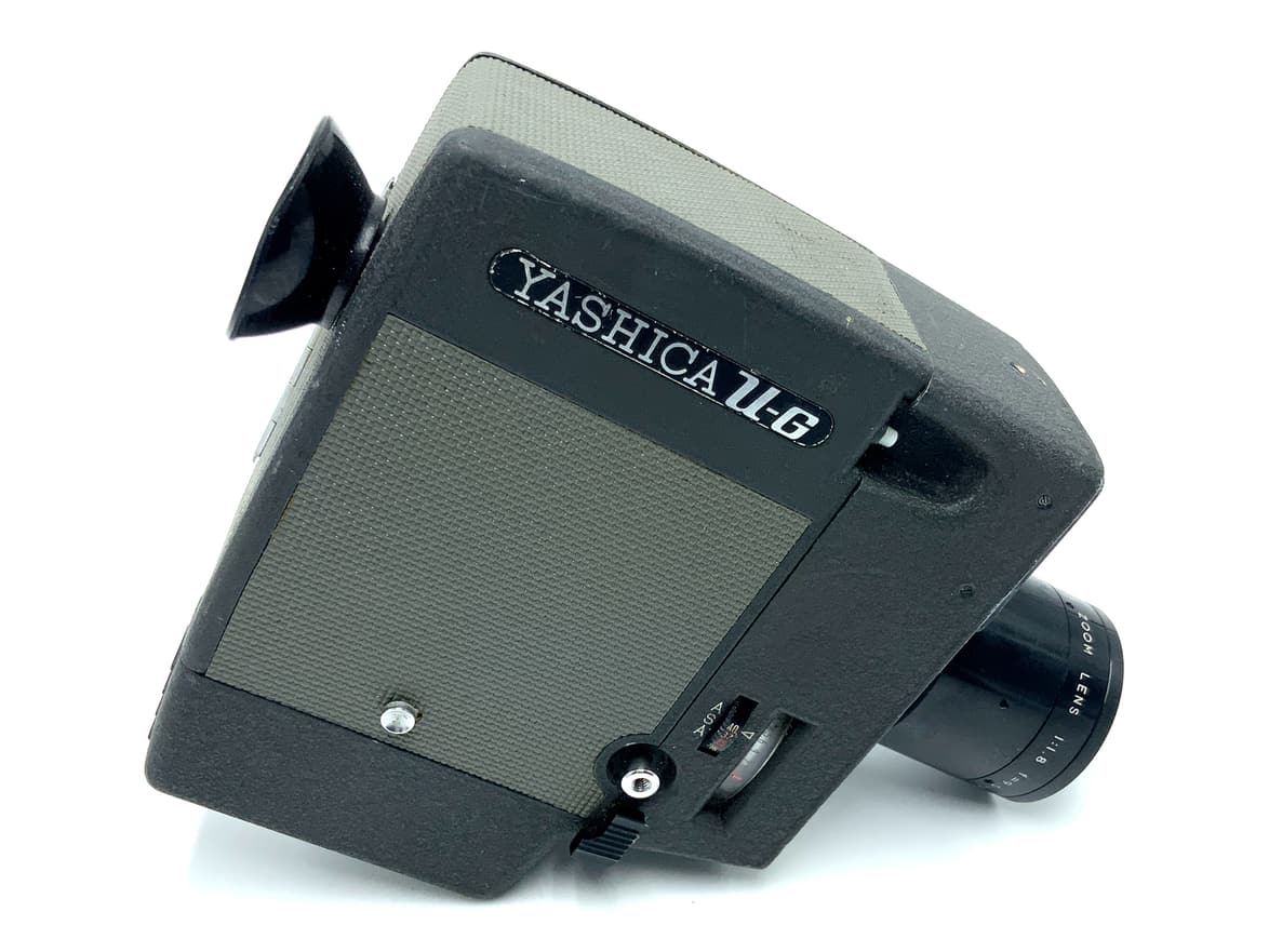 Yashica U matic G Filmkamera mit Reflex Zoom Lens 9.5-19mm 1:1.8