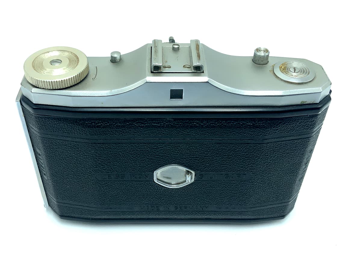 Zeiss Ikon Nettar 517/16 folding camera with Novar Anastigmat 1:6.3 f=75mm Vario
