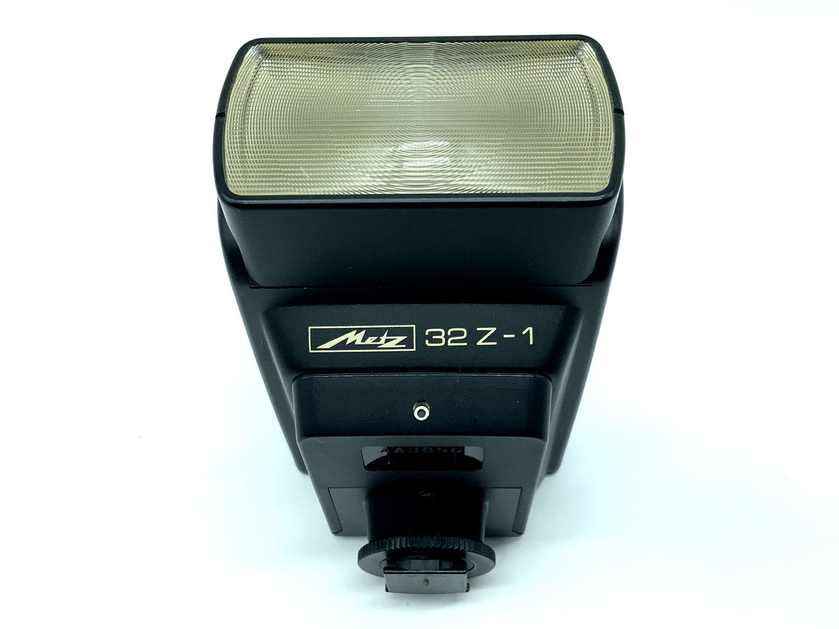 Flash universel Metz 32 Z-1, flash de caméra à contact central