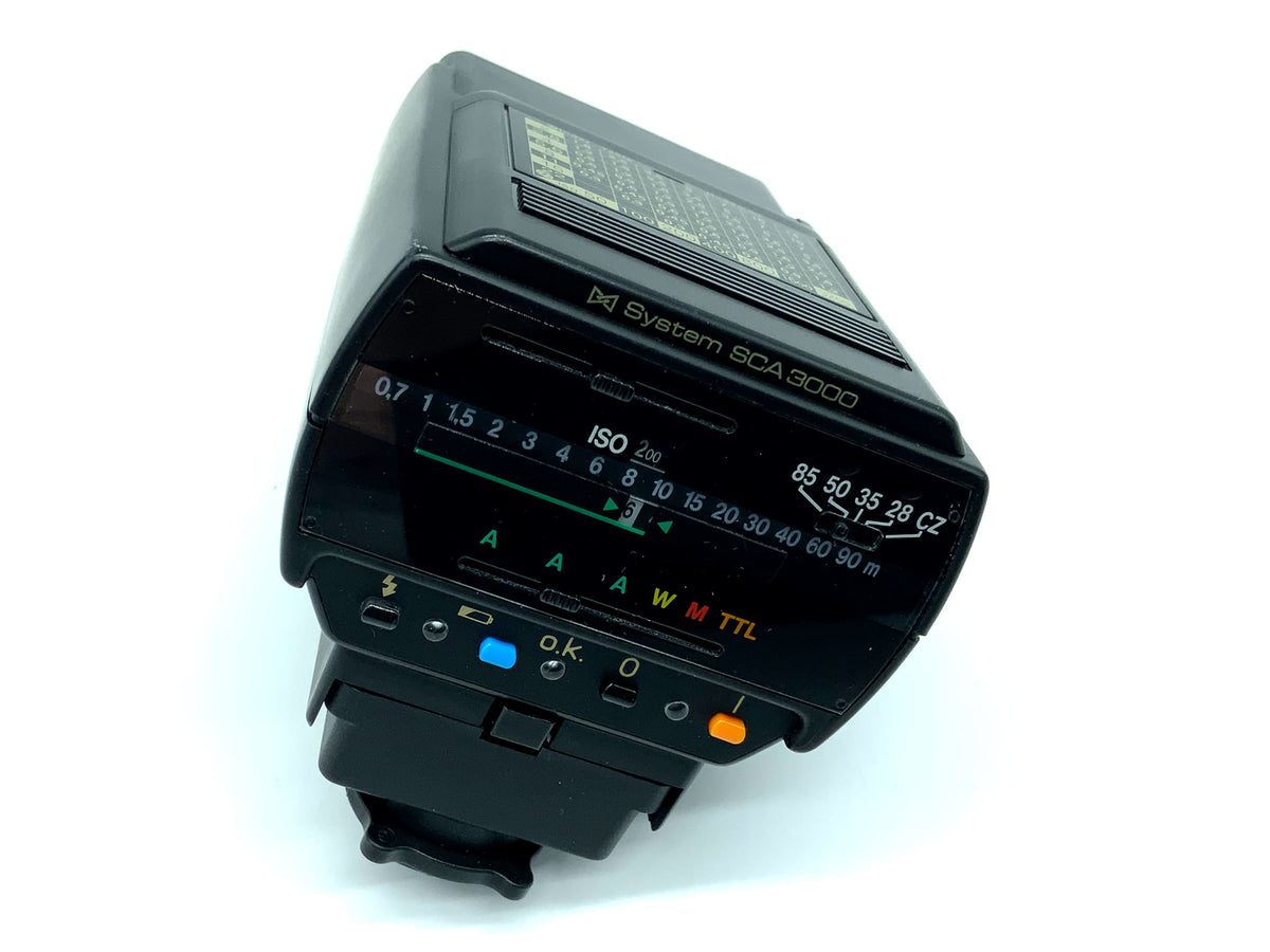 Flash universel Metz 32 MZ-3, flash de caméra à contact central
