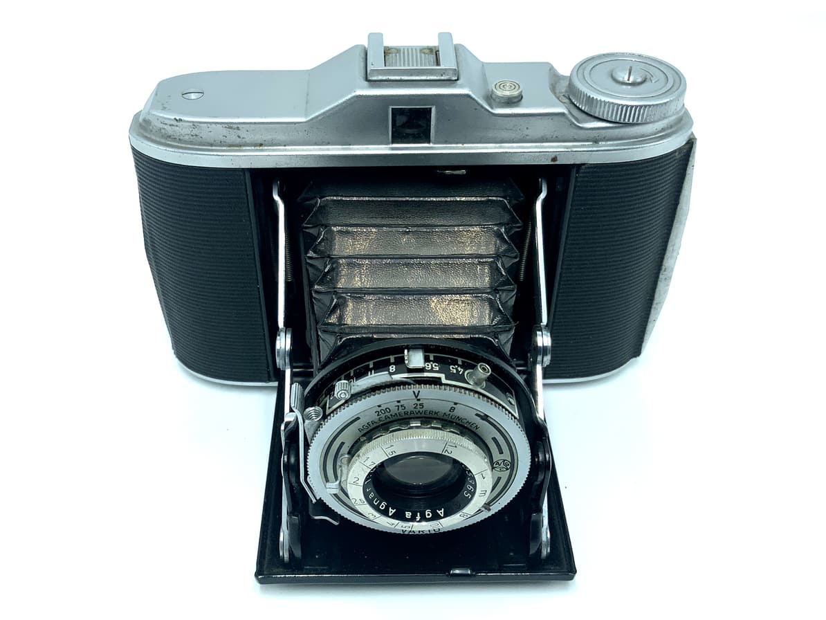 Agfa Isolette V Klappkamera mit Agnar 1:4.5 85mm Analogkamera