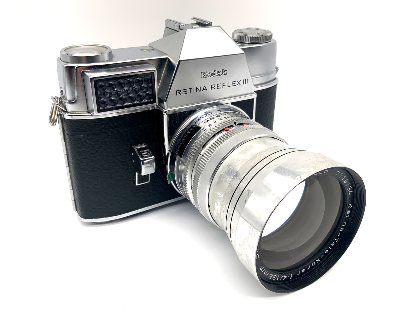 Kodak Retina Reflex III SLR mit Schneider-Kreuznach Retina-Tele-Xenar 135mm 1:4