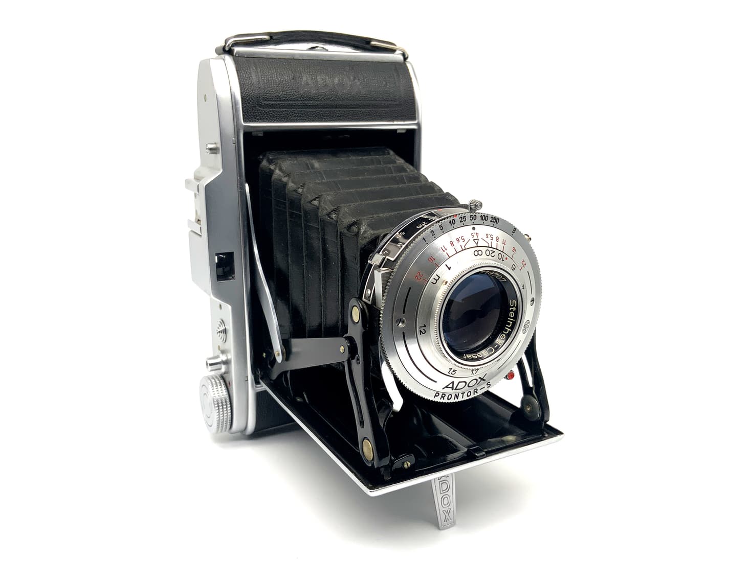 ADOX Sport Klappkamera mit Steinheil-Cassar 105mm 1:4.5 VL Analogkamera