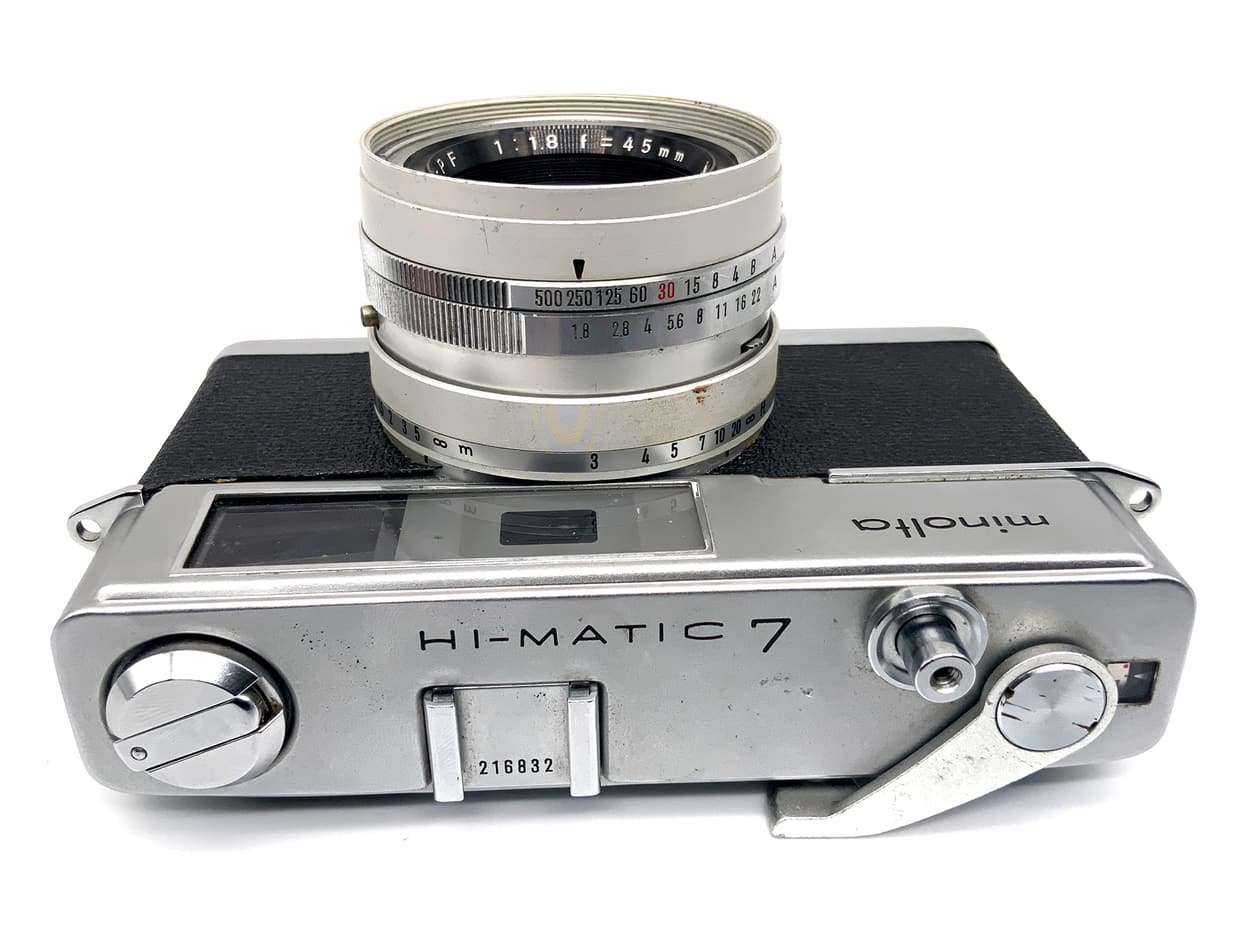 Minolta Hi-Matic 7 Messsucherkamera mit Rokkor-PF 45mm 1:1.8 Analogkamera