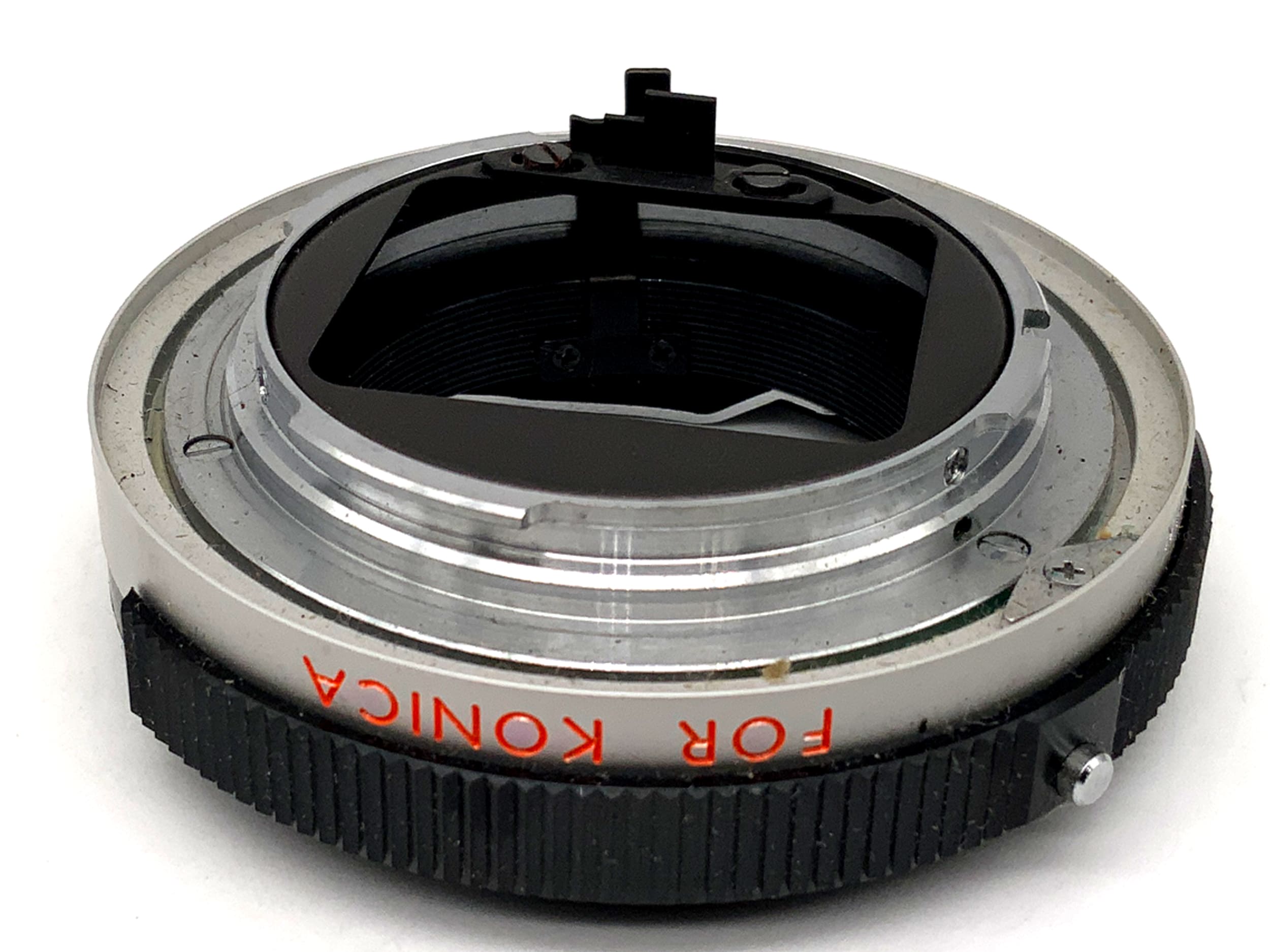 Tamron lens adapter for 1:2.5 lens mount converter (Adaptall -> Konica AR)