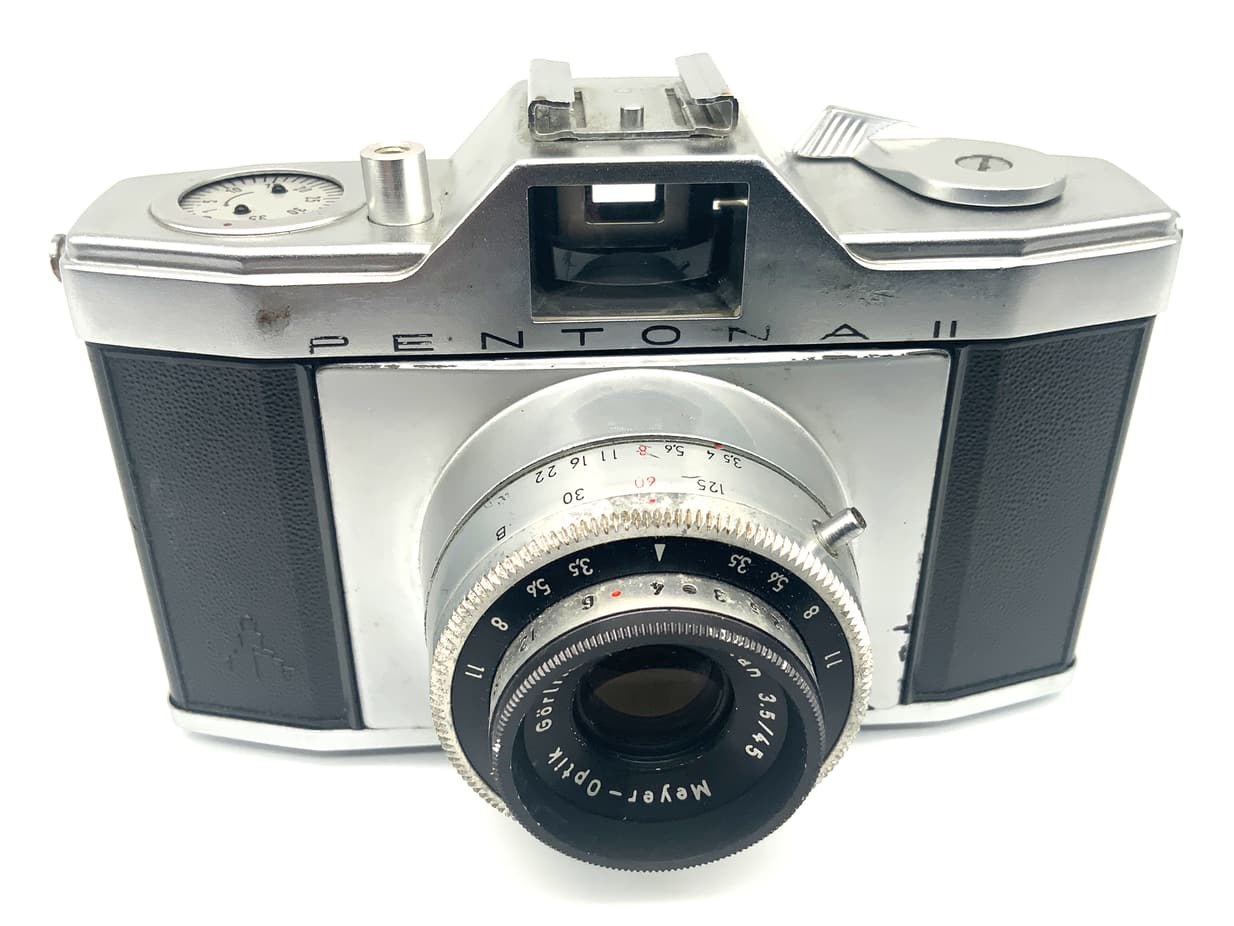 Pentacon Pentona II Sucherkamera mit Meyer Optik Trioplan 1:3,5 45mm