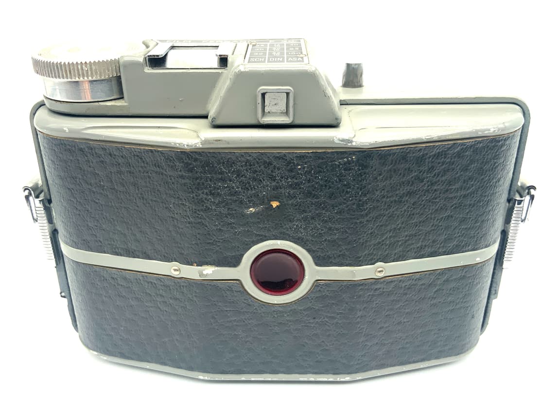 Ferrania F 20 Sucherkamera mit Primar 85 Kompaktkamera Analogkamera