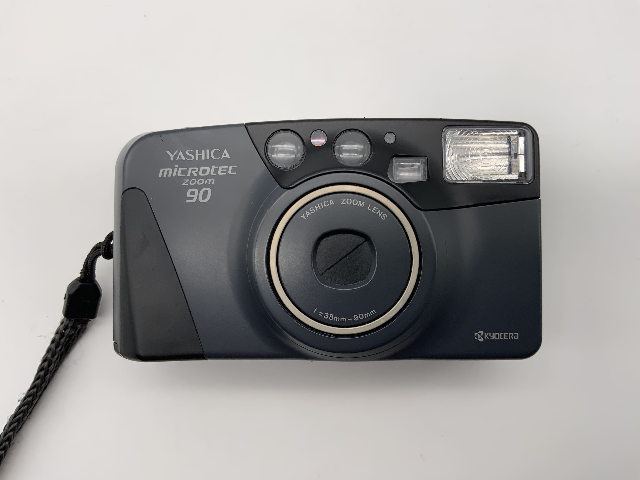 Appareil photo compact Yashica Microtec Zoom 90, format 35 mm