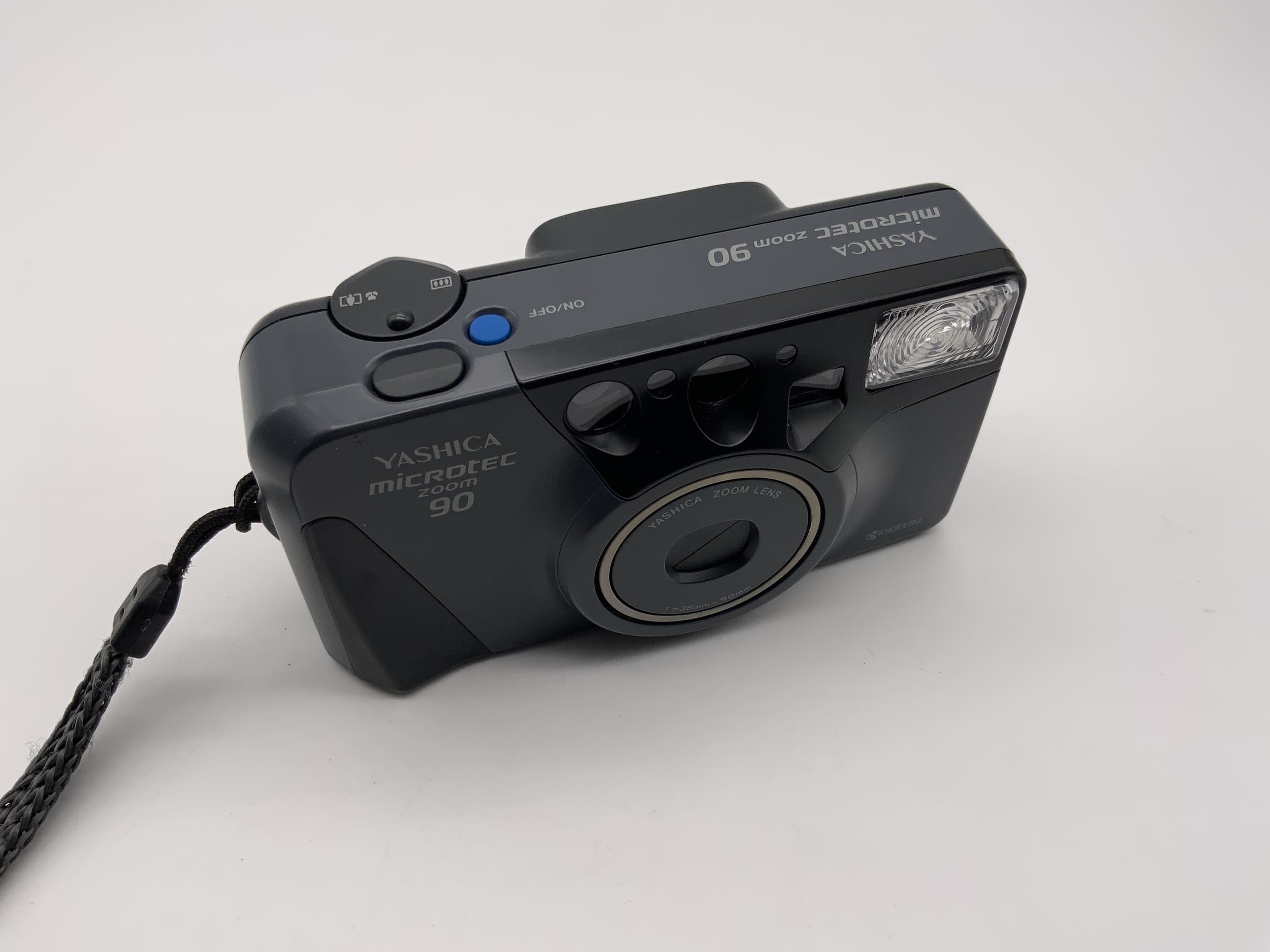 Appareil photo compact Yashica Microtec Zoom 90, format 35 mm
