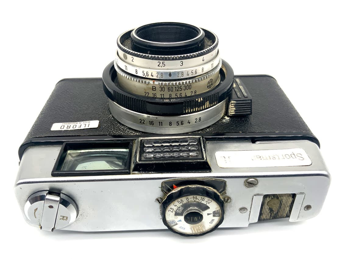 Ilford Sportsman 300L Sucherkamera mit Prontor 300 Color Isconar 45mm 1:2.8