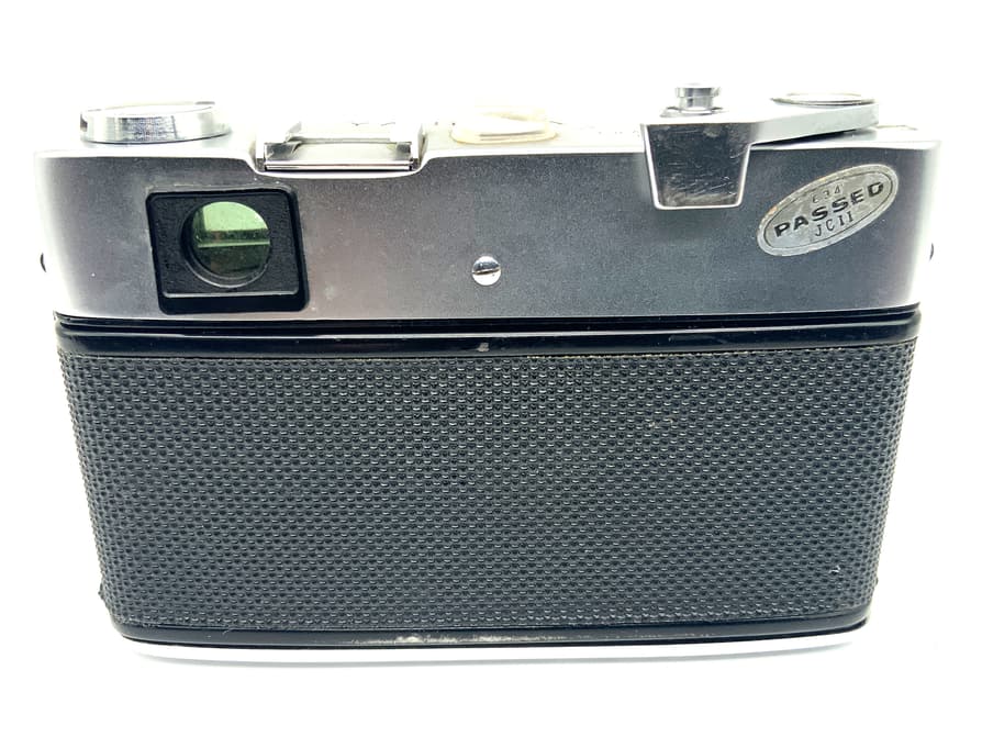 Yashica Lynx-5000 Messsucherkamera mit Yashinon 45mm 1:1.8 Analogkamera