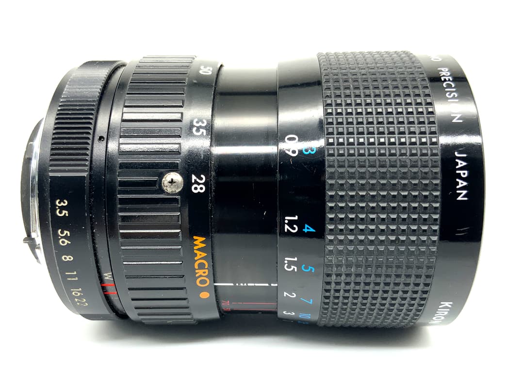 Kiron Macro 1:4 MC 28-70mm 1:3.5-4.5 Objektiv Zoomobjektiv (Yashica/Contax)